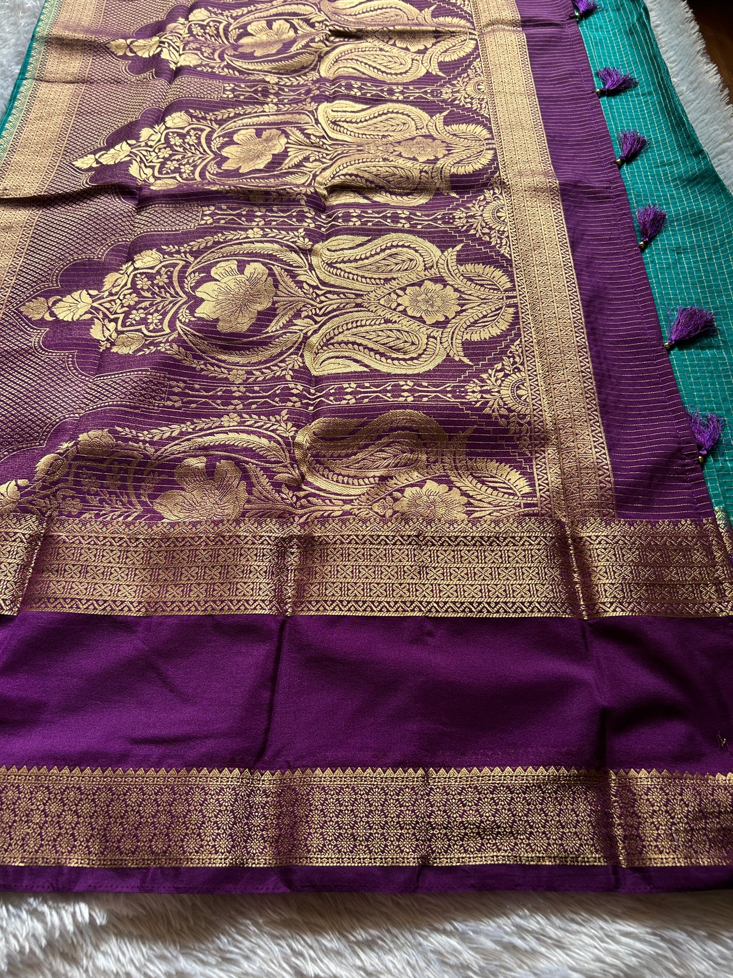 SS105 (2D) : Ananda blue-purple