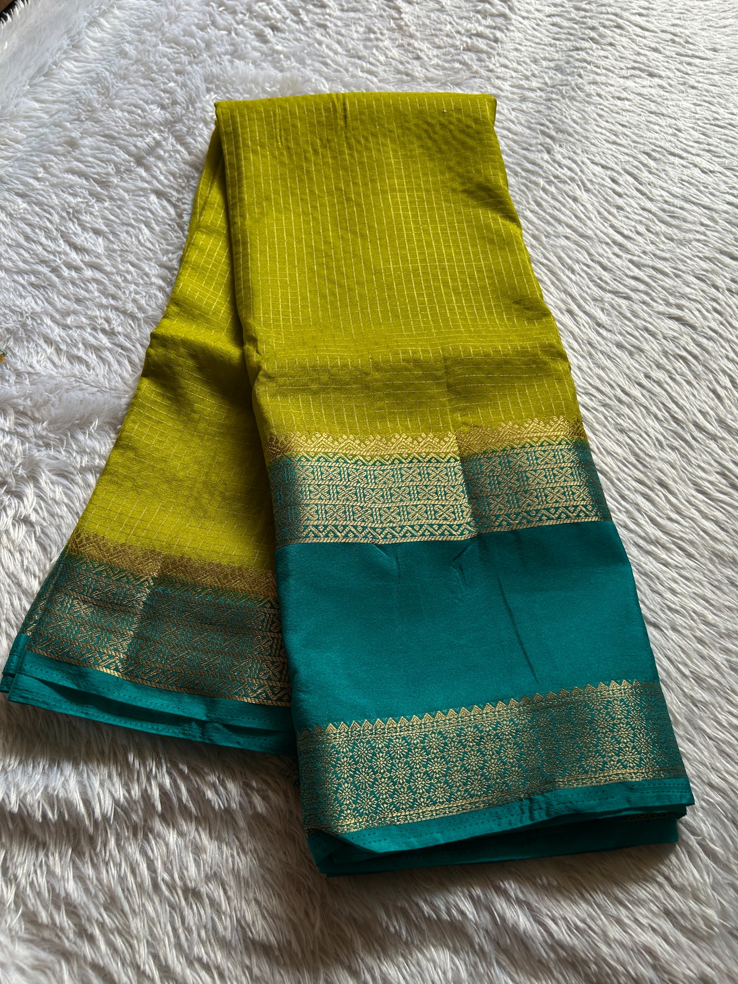 SS105 (2D) : Olive-ananda blue