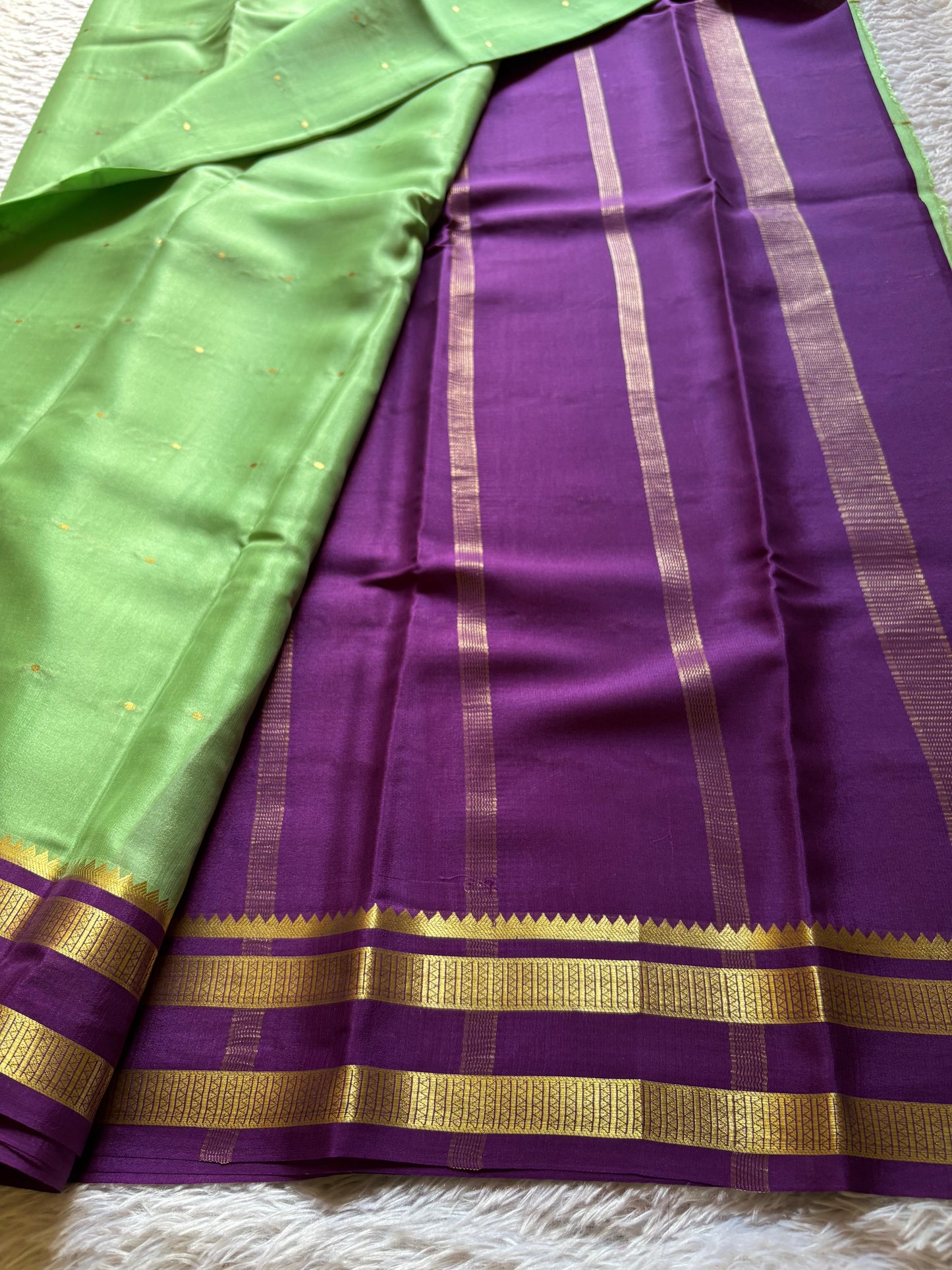 Vimala (2D) : Mint green-purple