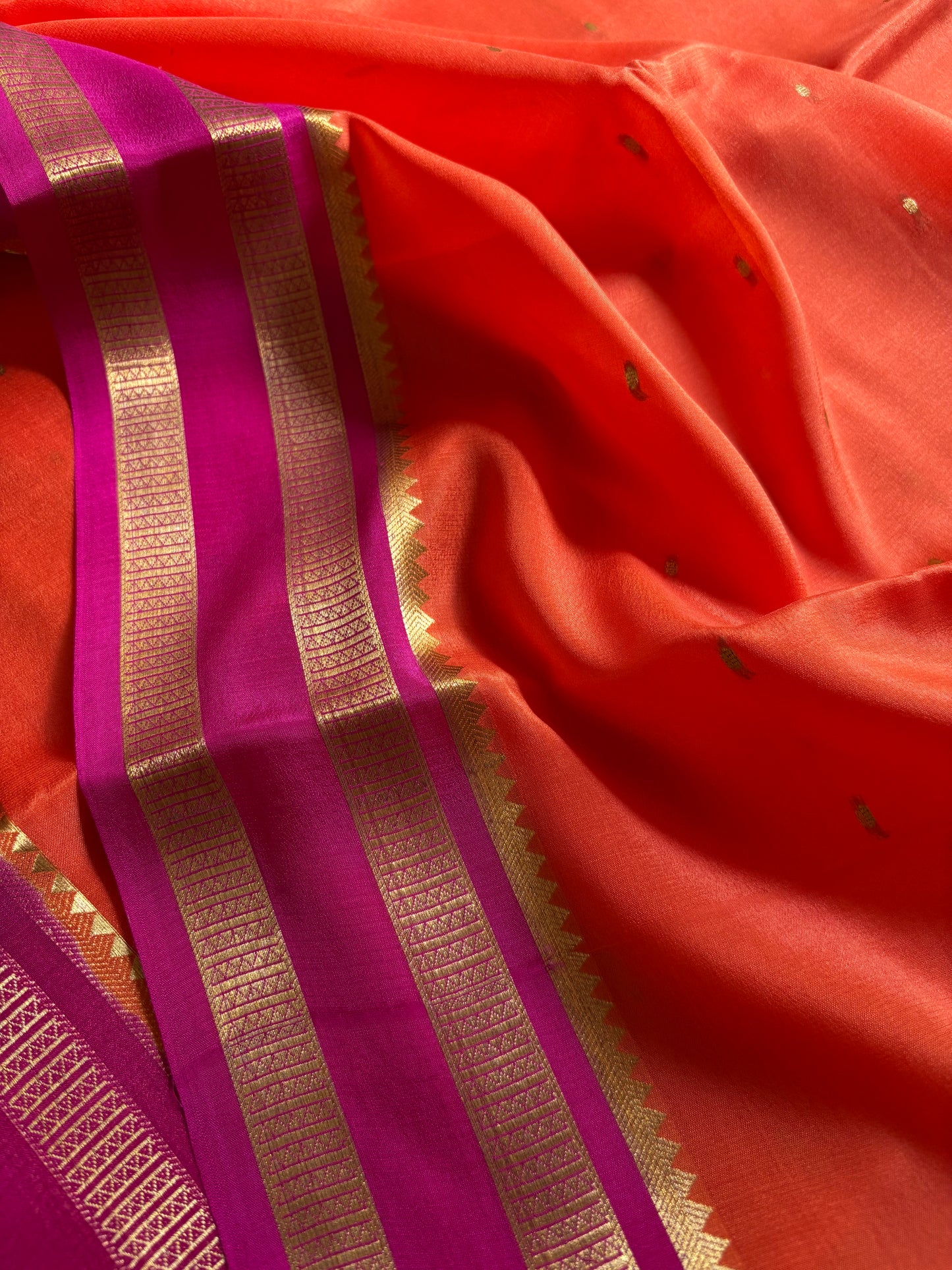 Vimala (2D) : Orange-rani pink