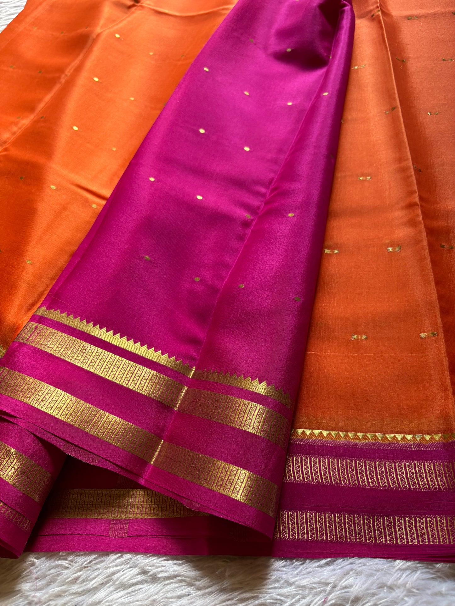 Vimala (2D) : Orange-rani pink