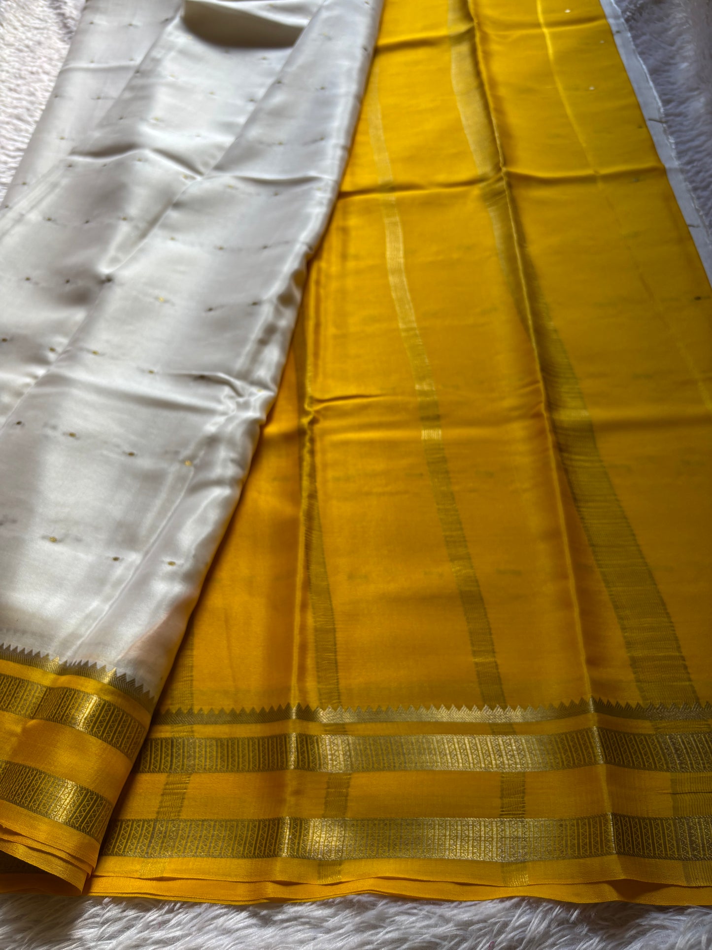 Vimala (2D) : Off white-golden yellow