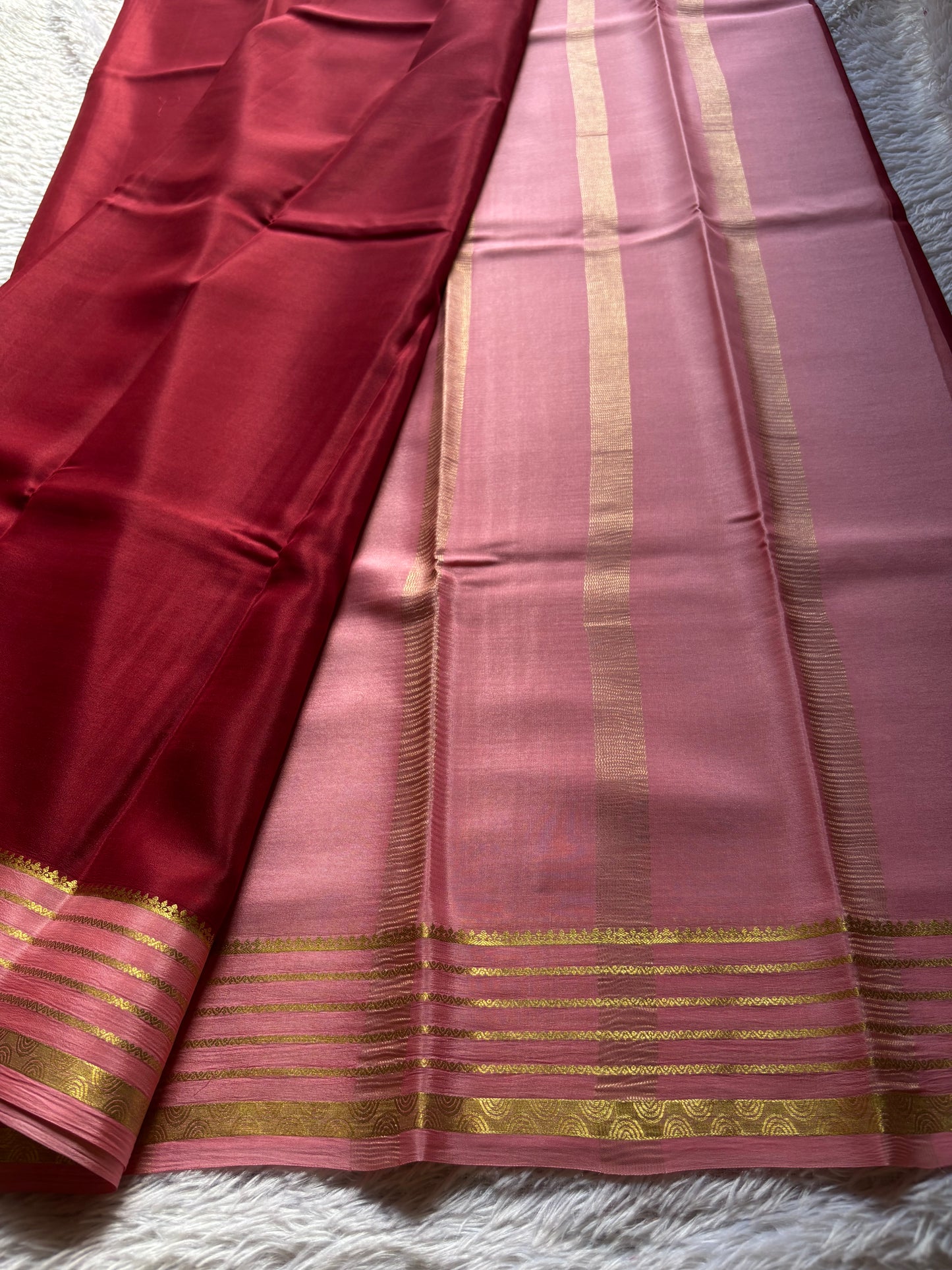 Rashmi (2D) : Maroon-light pink