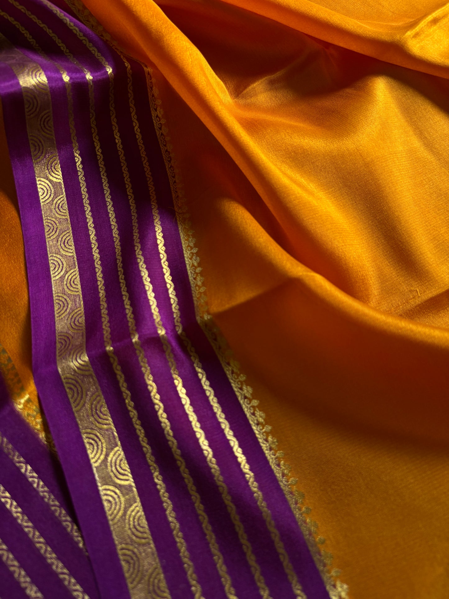 Rashmi (2D) : Light orange-purple