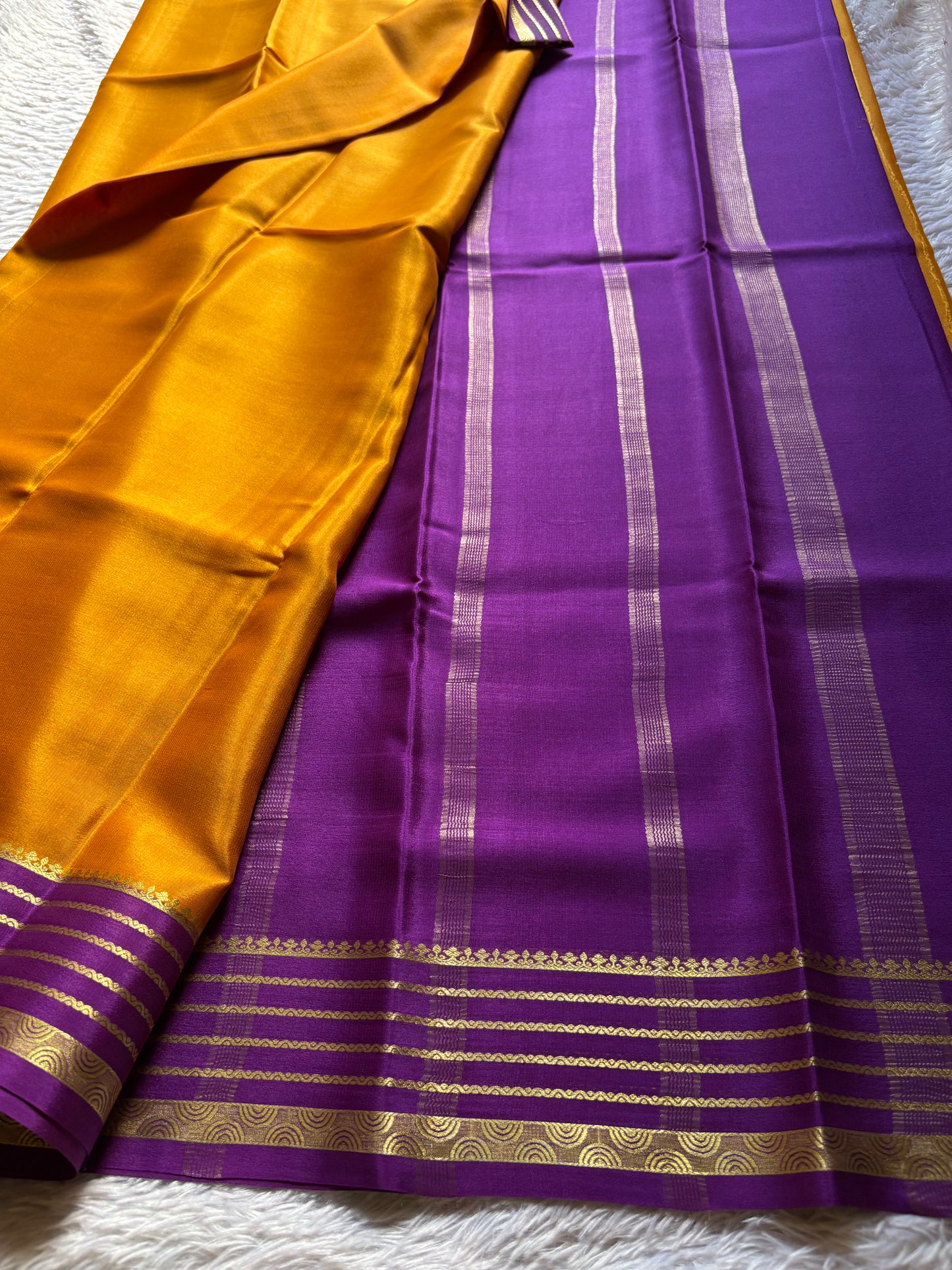 Rashmi (2D) : Light orange-purple