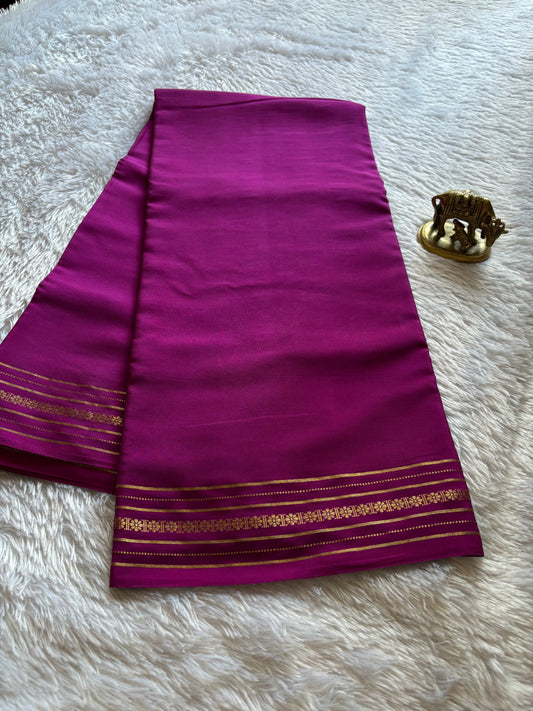Mallige : Solid Magenta pink