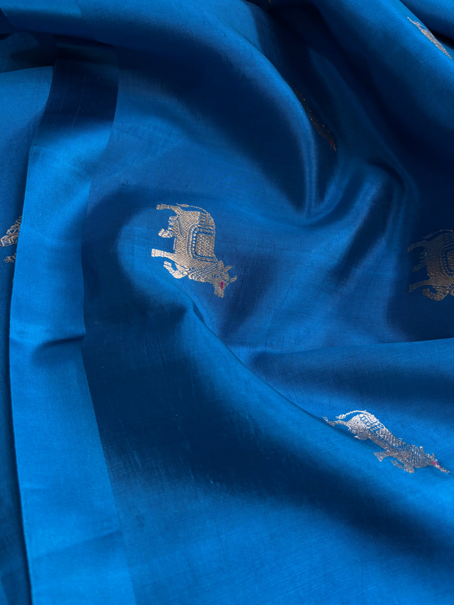 Anupama : Solid Dark ananda blue