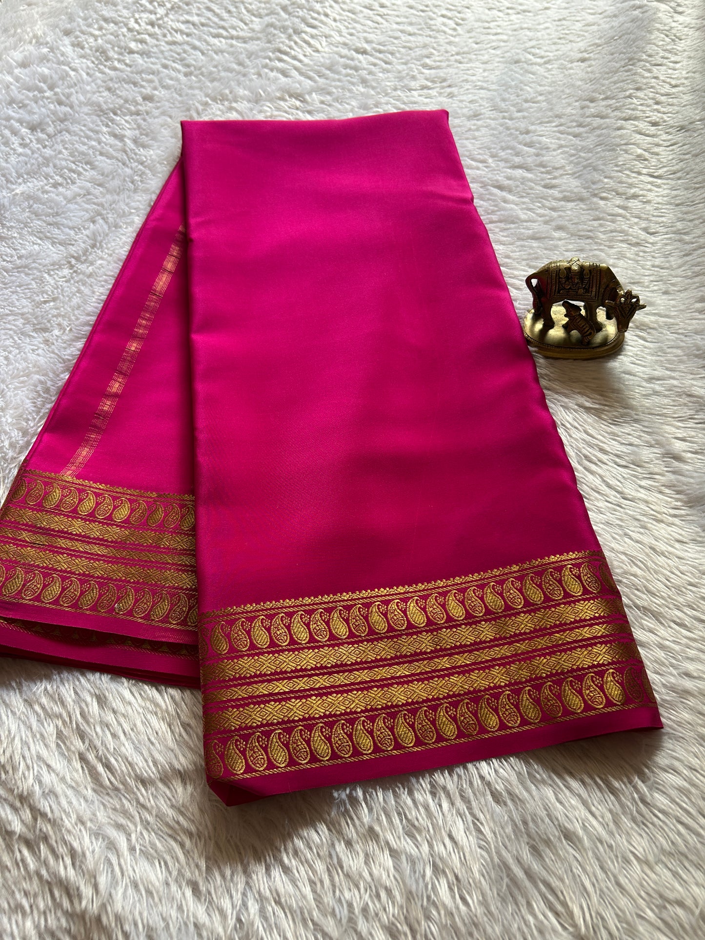 Maithili : Solid Rani pink