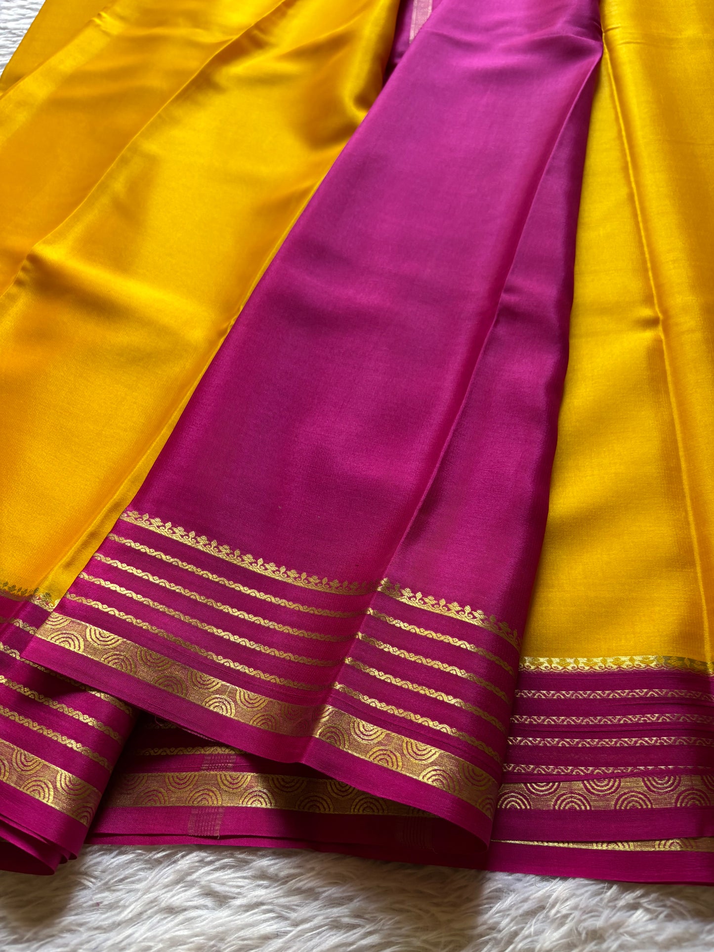 Rashmi (2D) : Golden yellow-rani pink