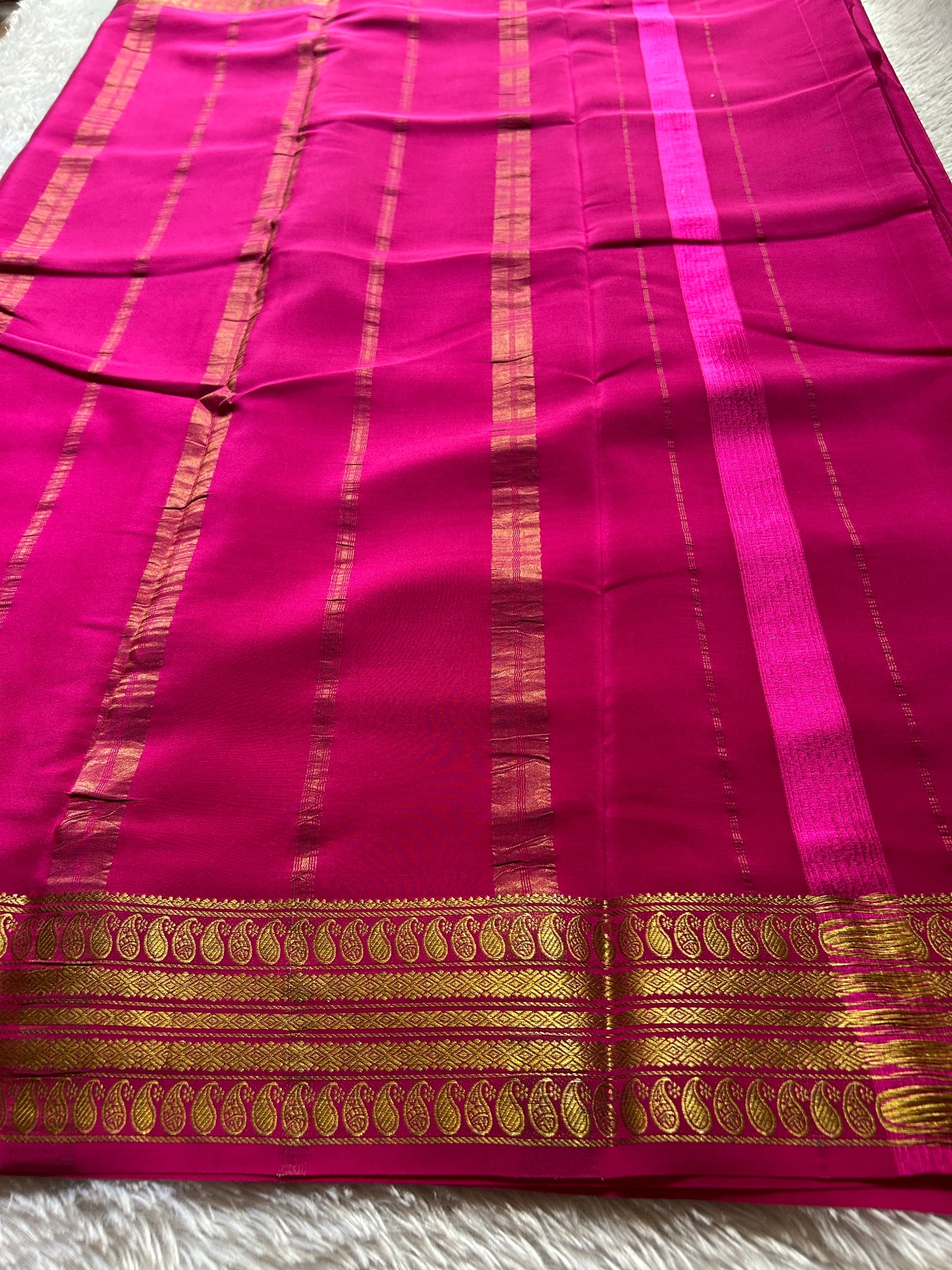 Maithili : Solid Rani pink