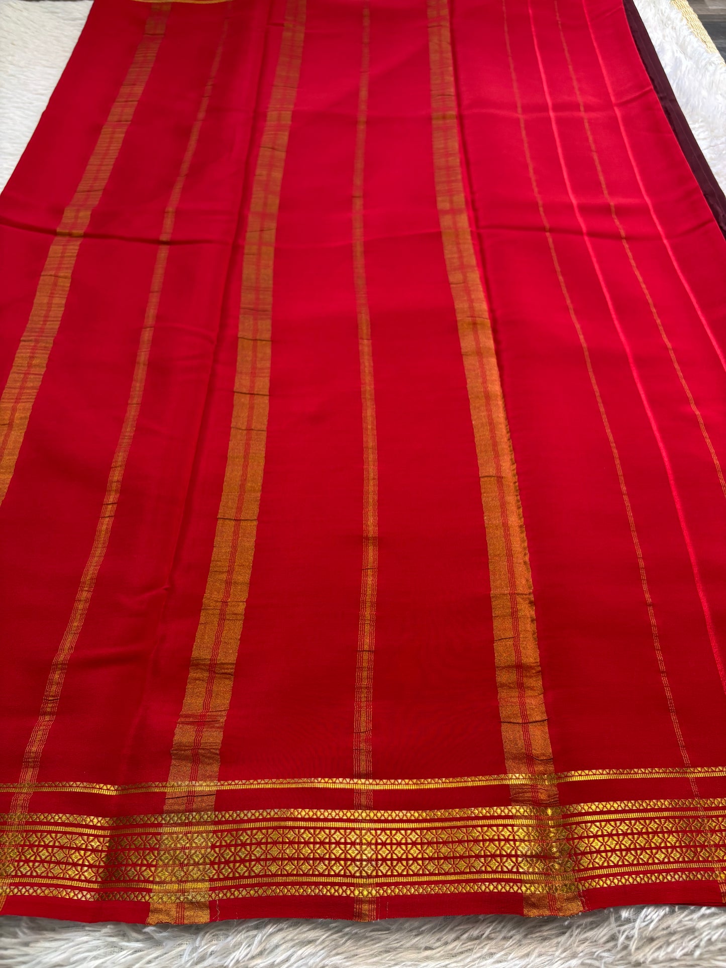 Vasavi (2D) : Chocolate brown-red