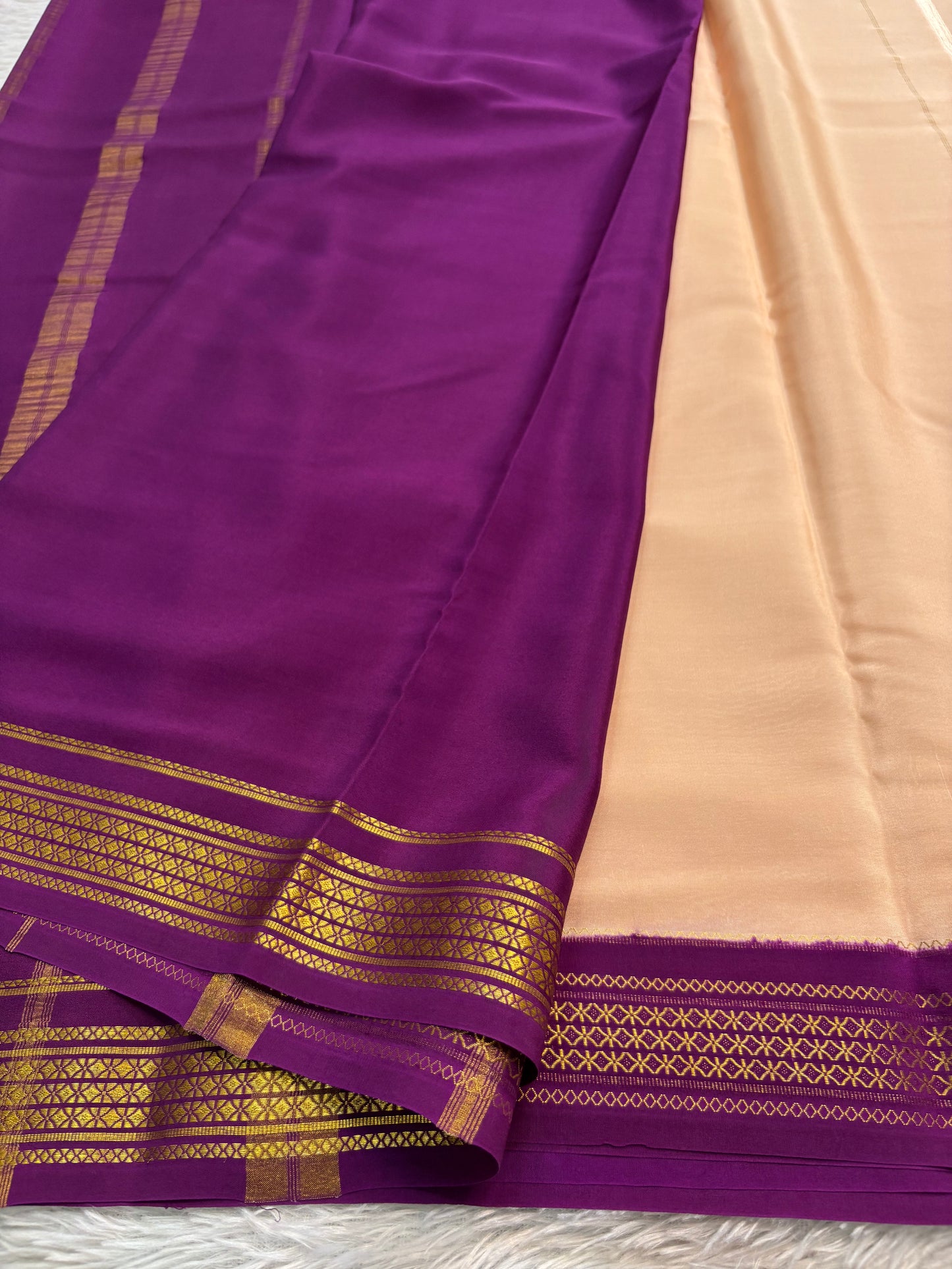 Vasavi (2D) : Chickoo beige-dark magenta