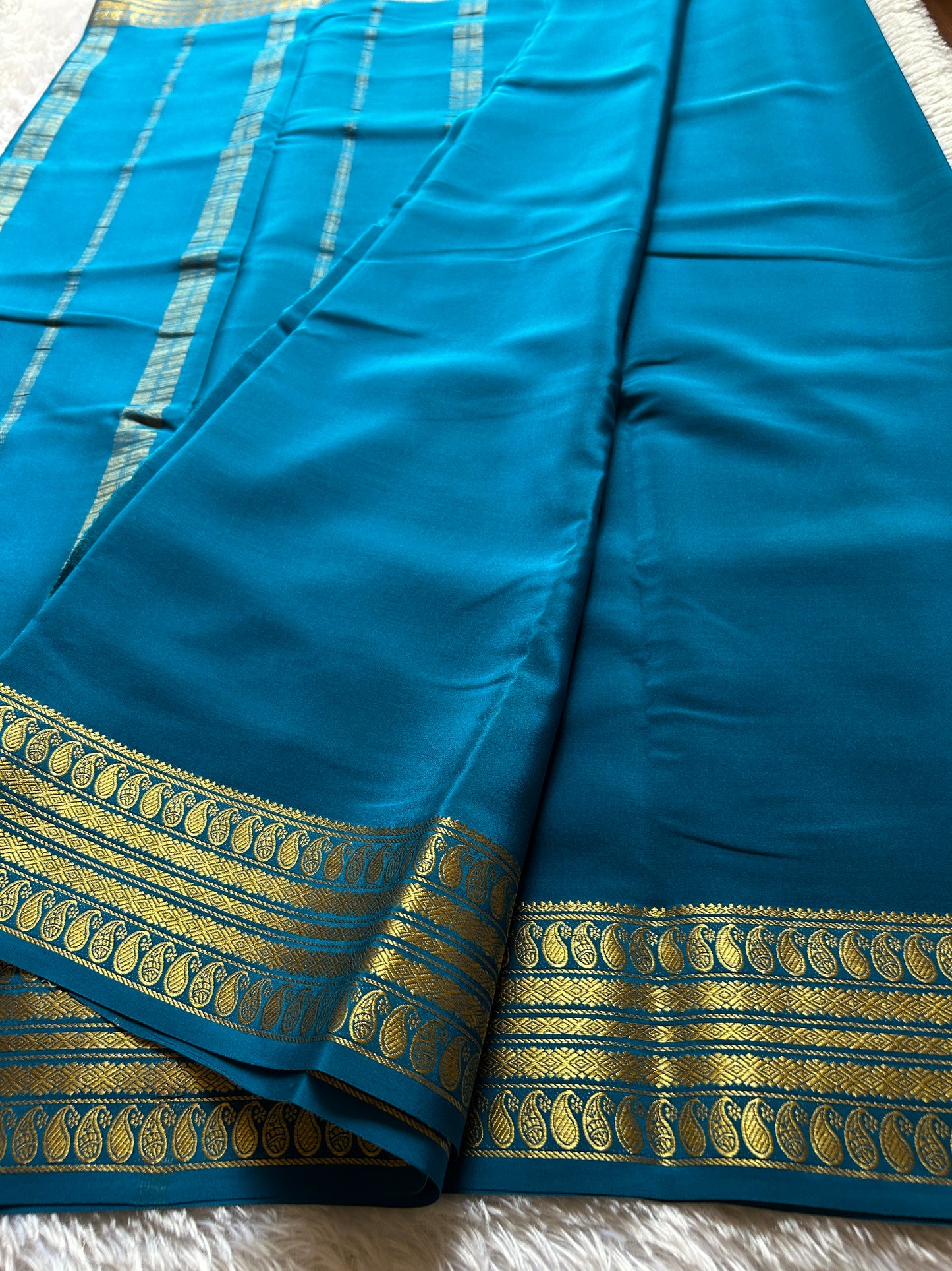 Maithili : Solid Peacock blue