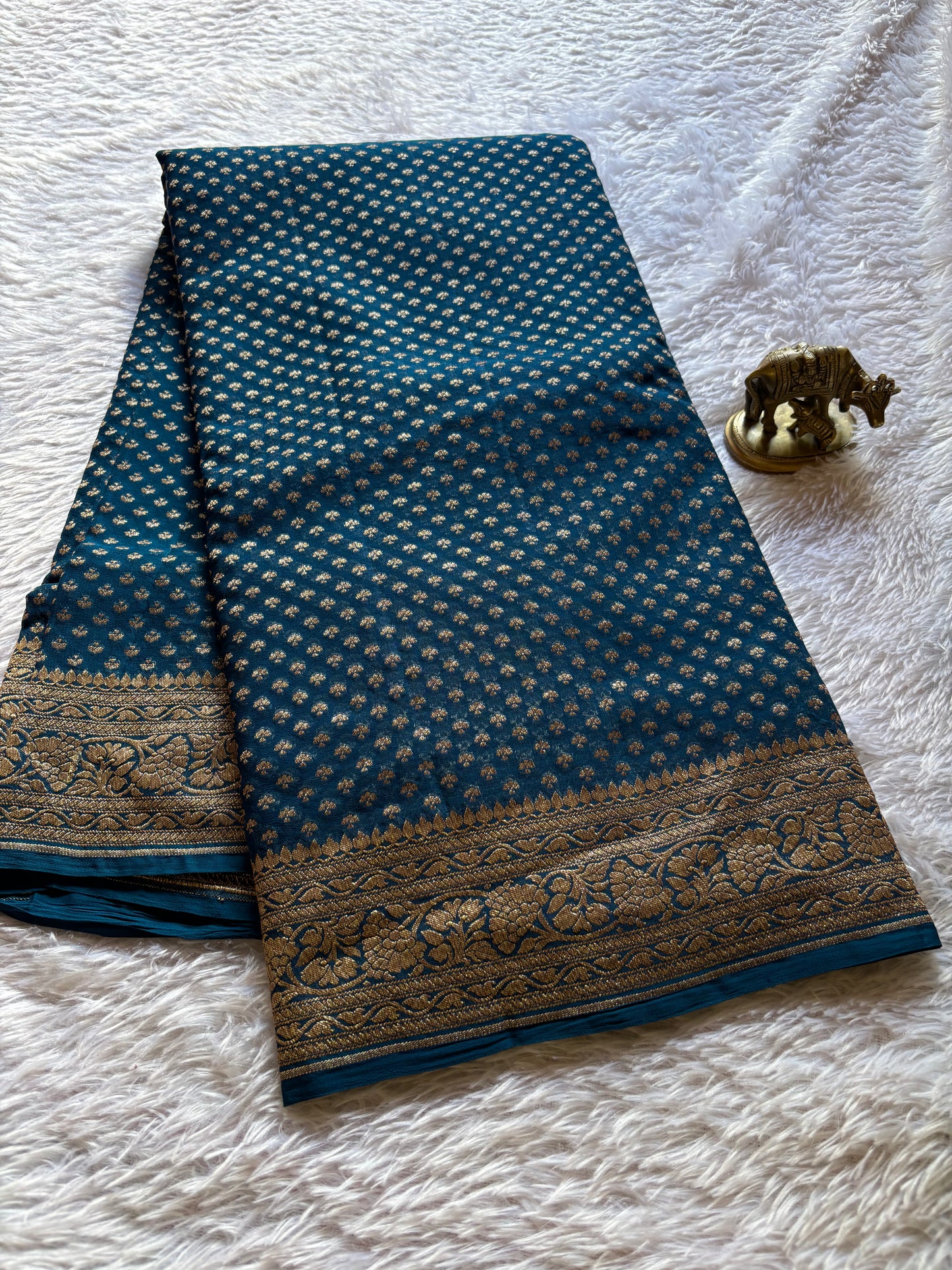 Mihira : Solid Peacock blue
