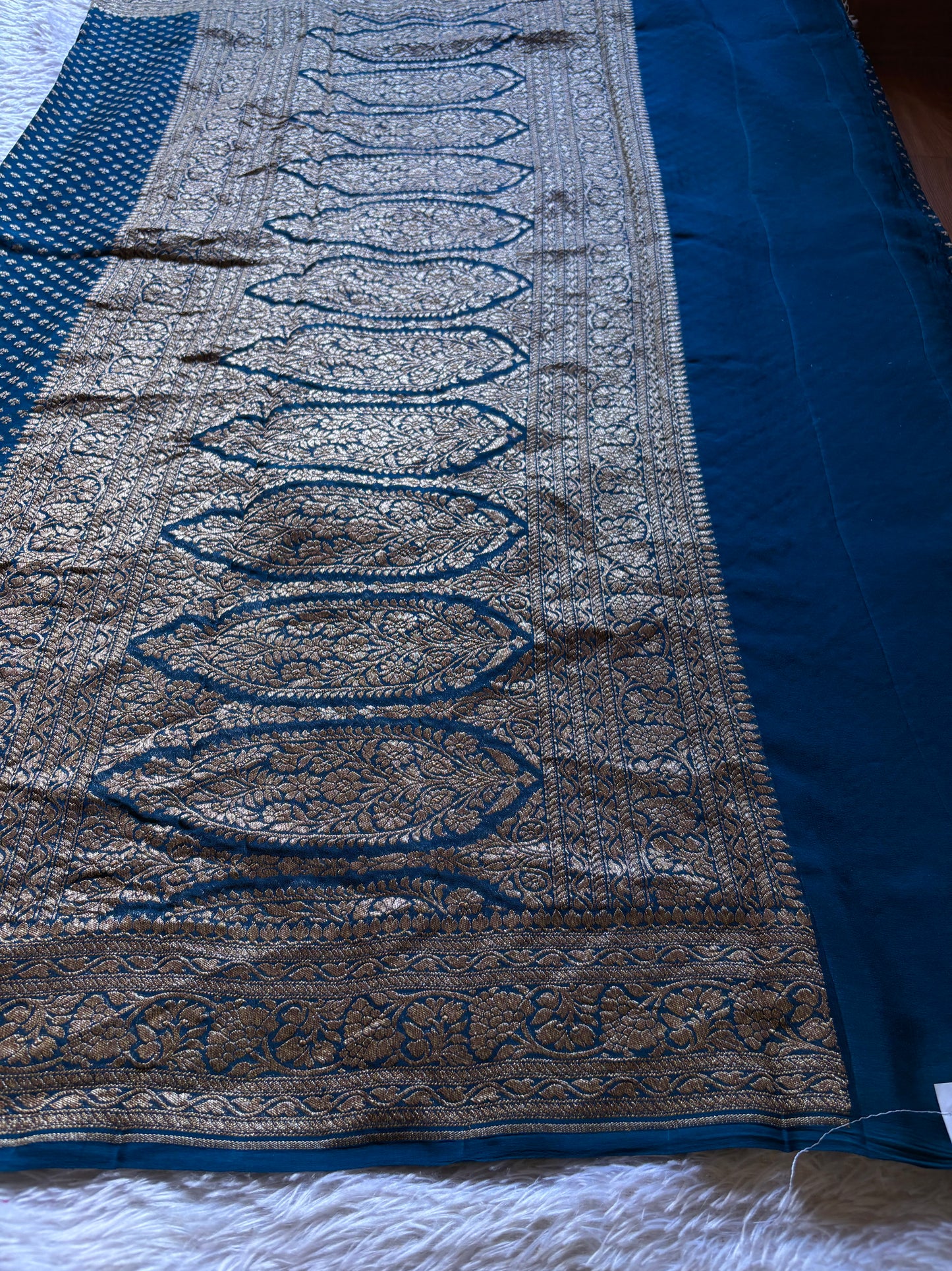 Mihira : Solid Peacock blue