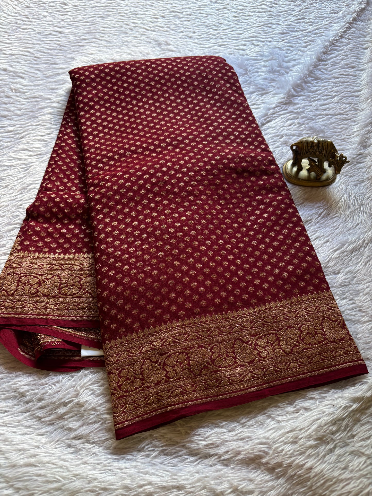 Mihira : Solid Maroon