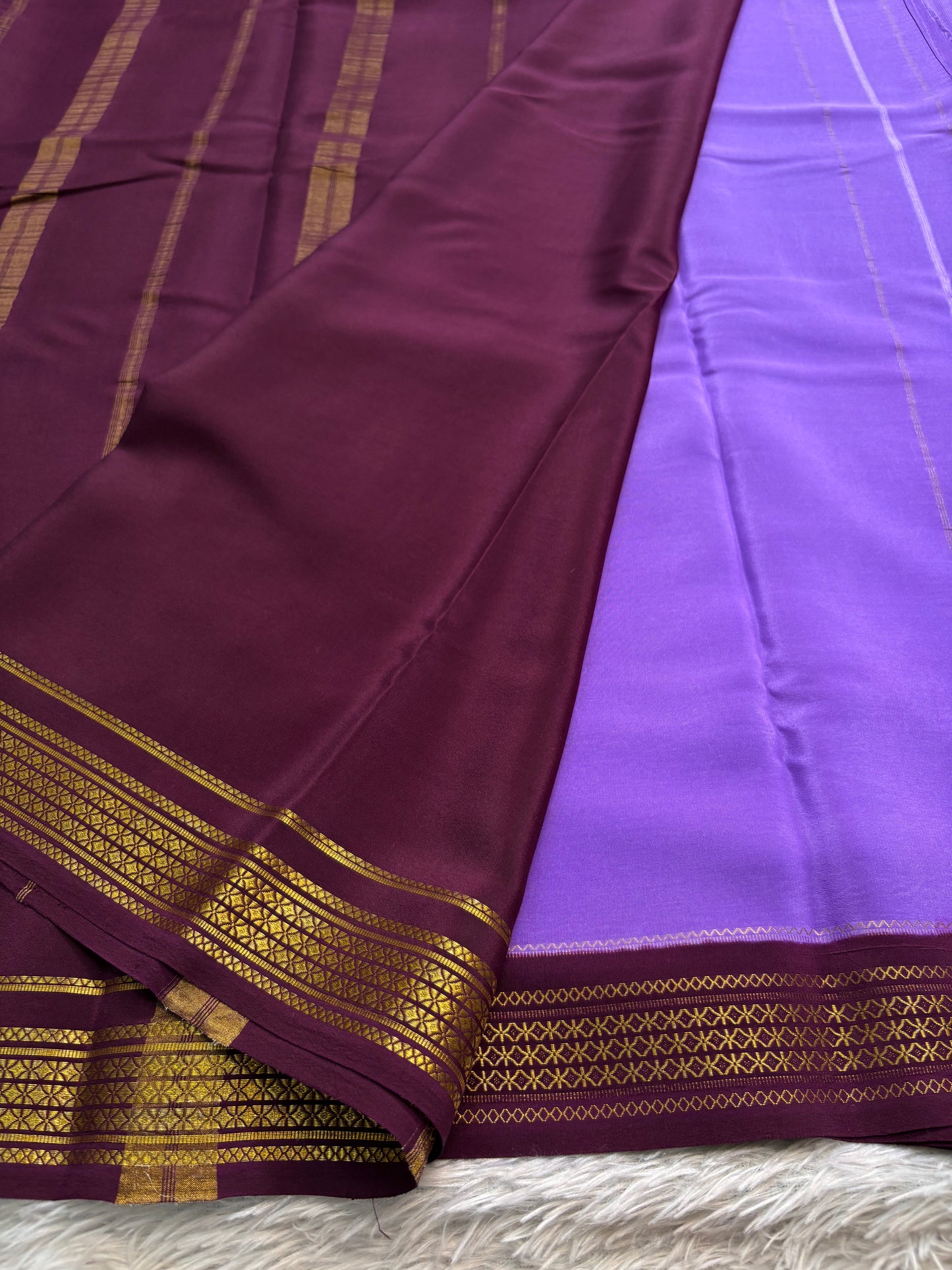 Vasavi (2D) : Dark lavender-chocolate brown