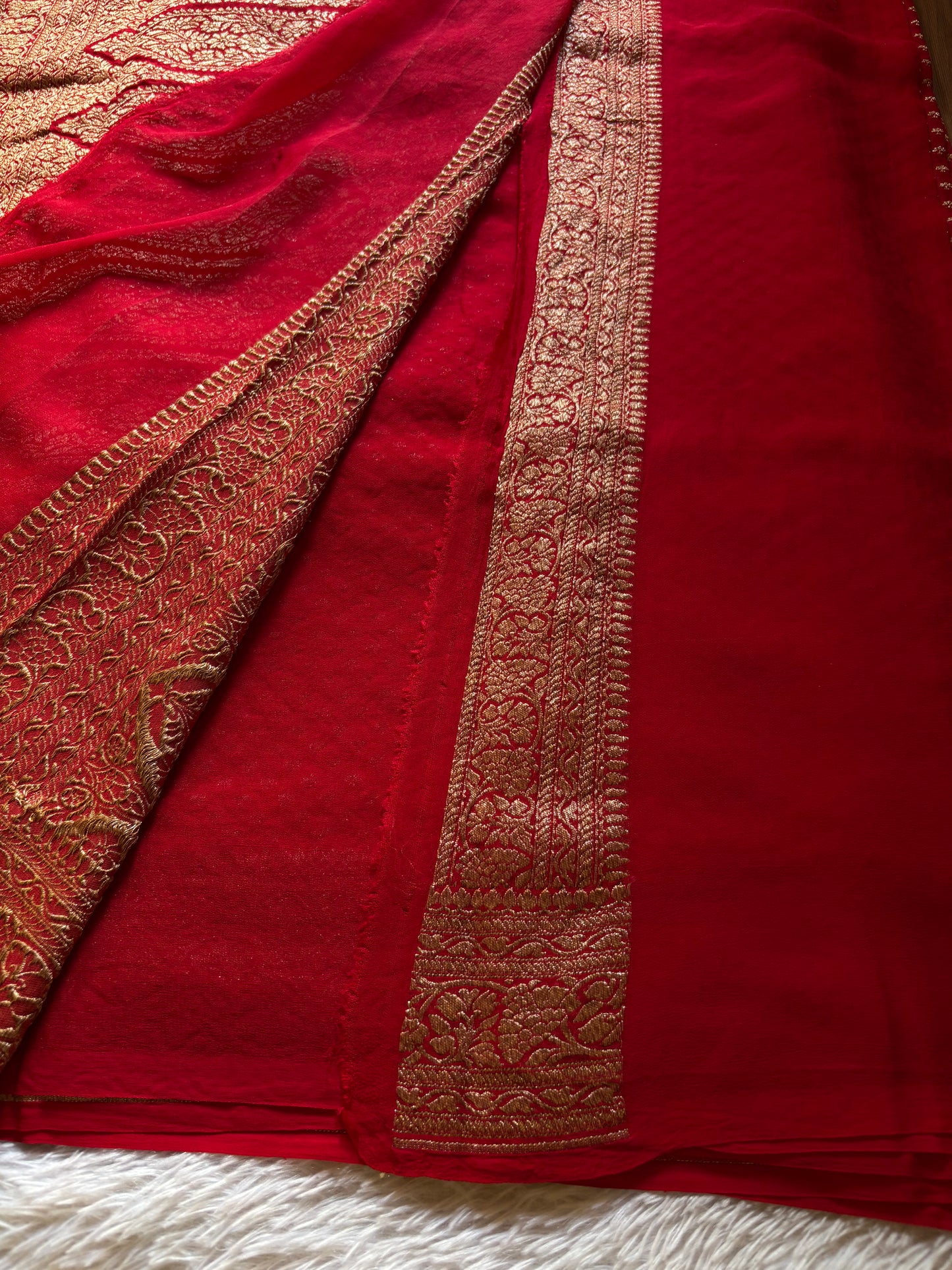 Mihira : Solid Red