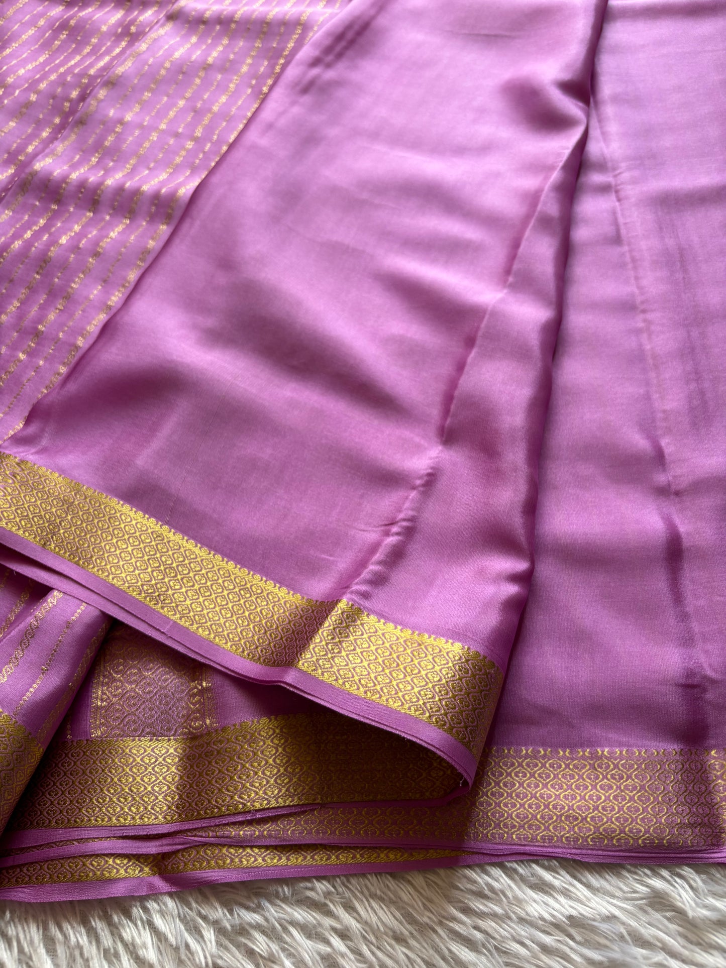 Anuradha : Solid lavender