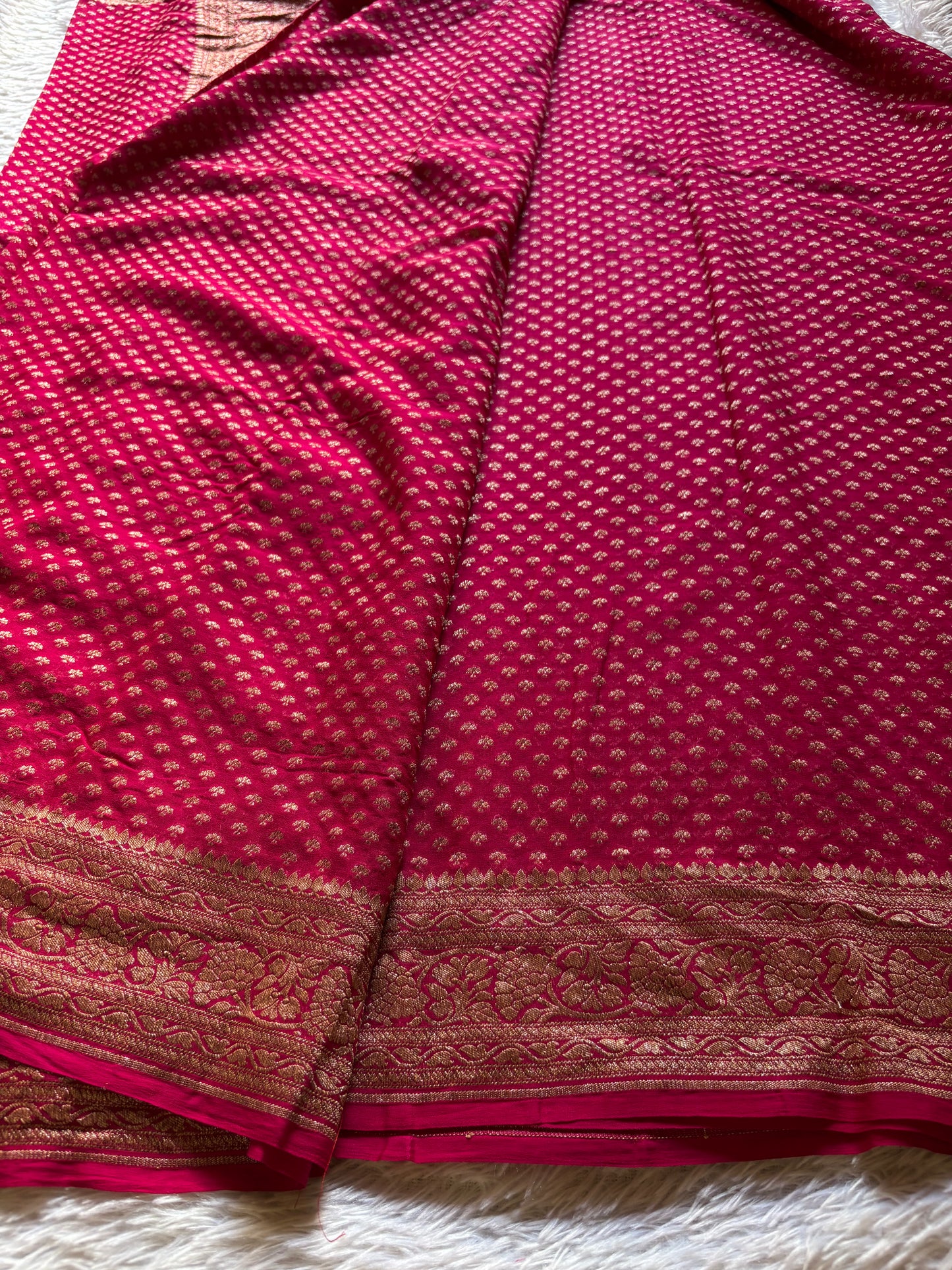Mihira : Solid Rani pink