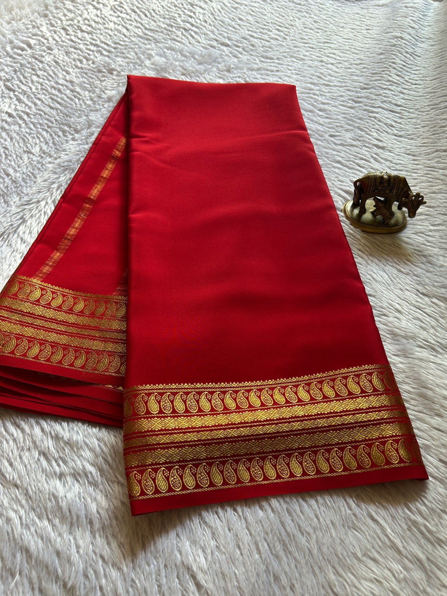 Maithili : Solid Red