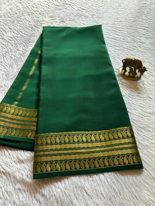 Maithili : Solid Bottle green