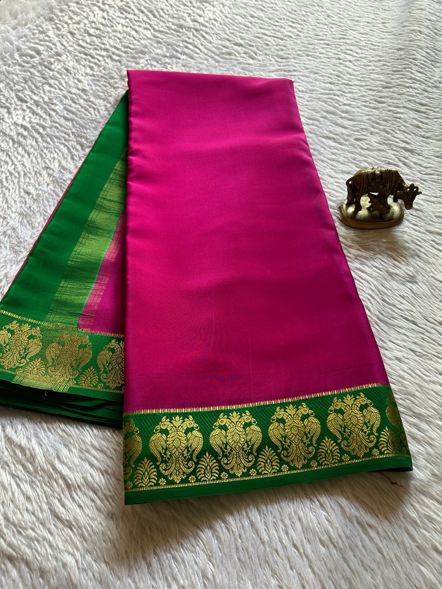 Veera (2D) : Rani pink-green