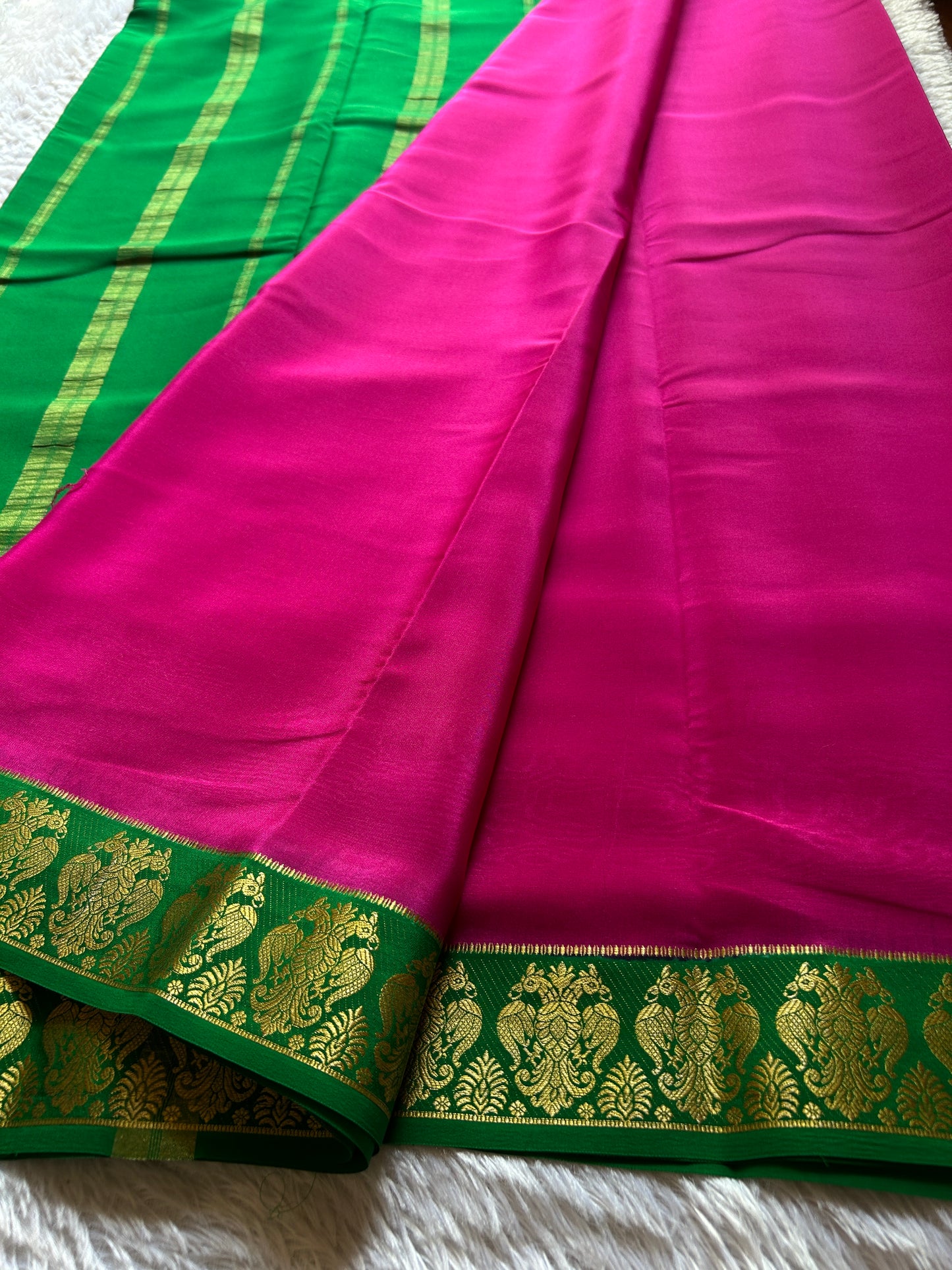 Veera (2D) : Rani pink-green
