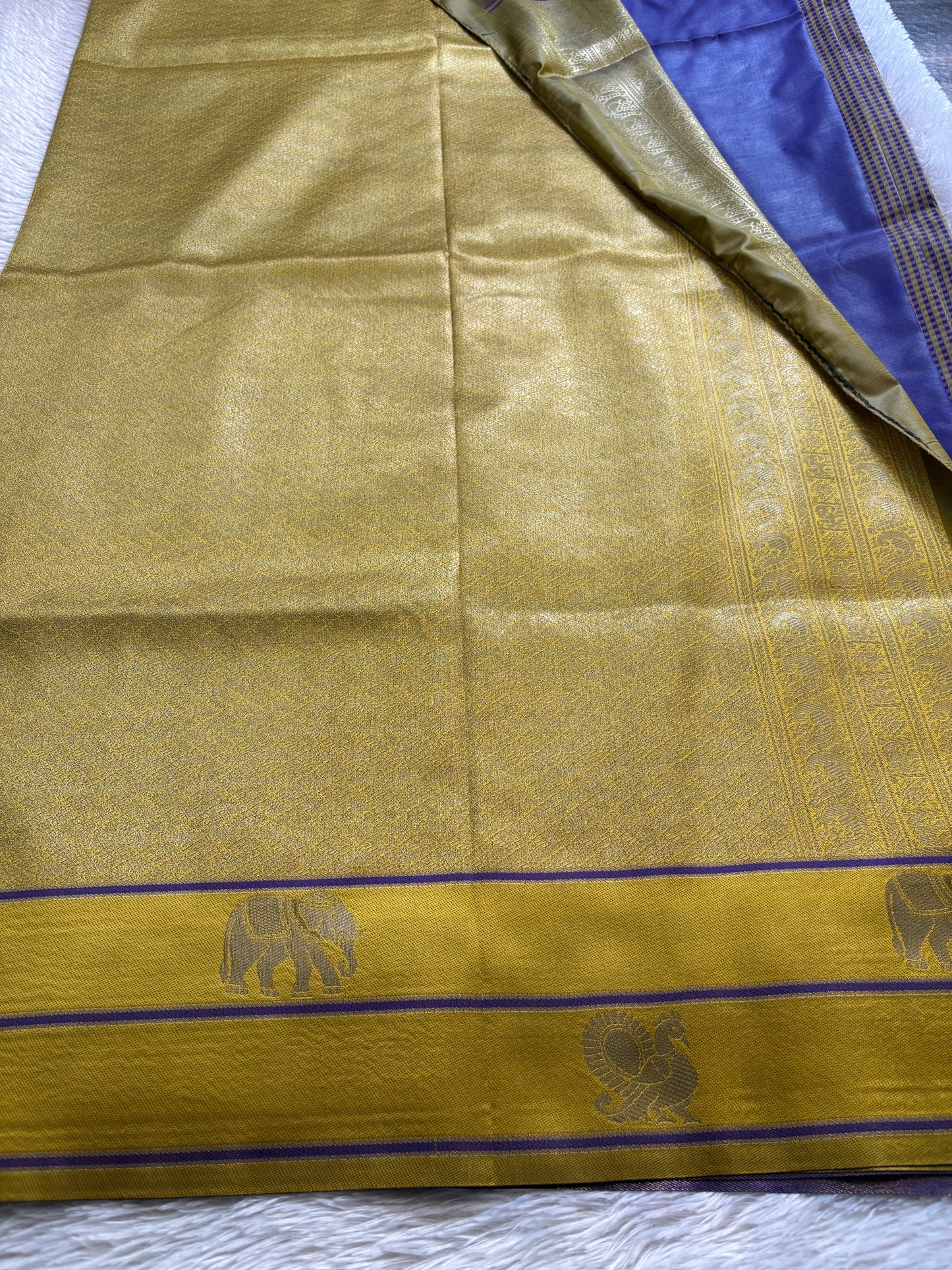 NYD136 (2D) : Purple-yellow