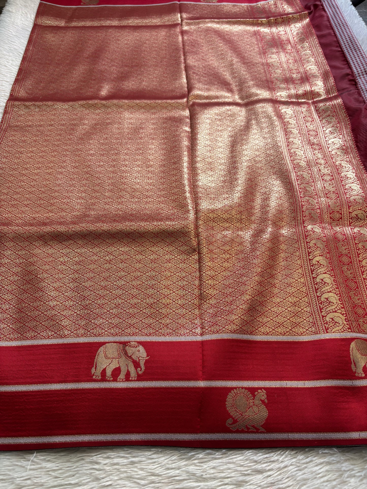 NYD136 (2D) : White-red