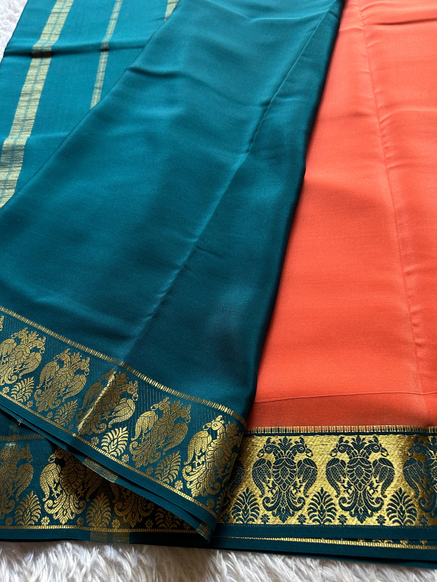 Veera (2D) : Coral-teal blue