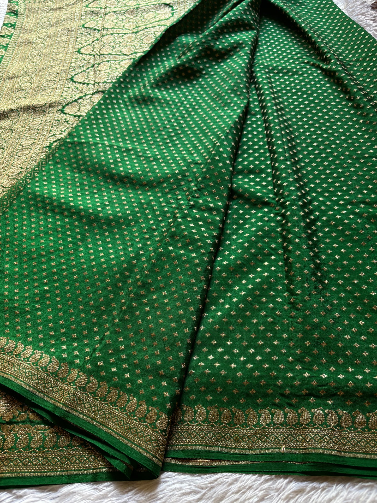 Mahiya : Solid Bottle green