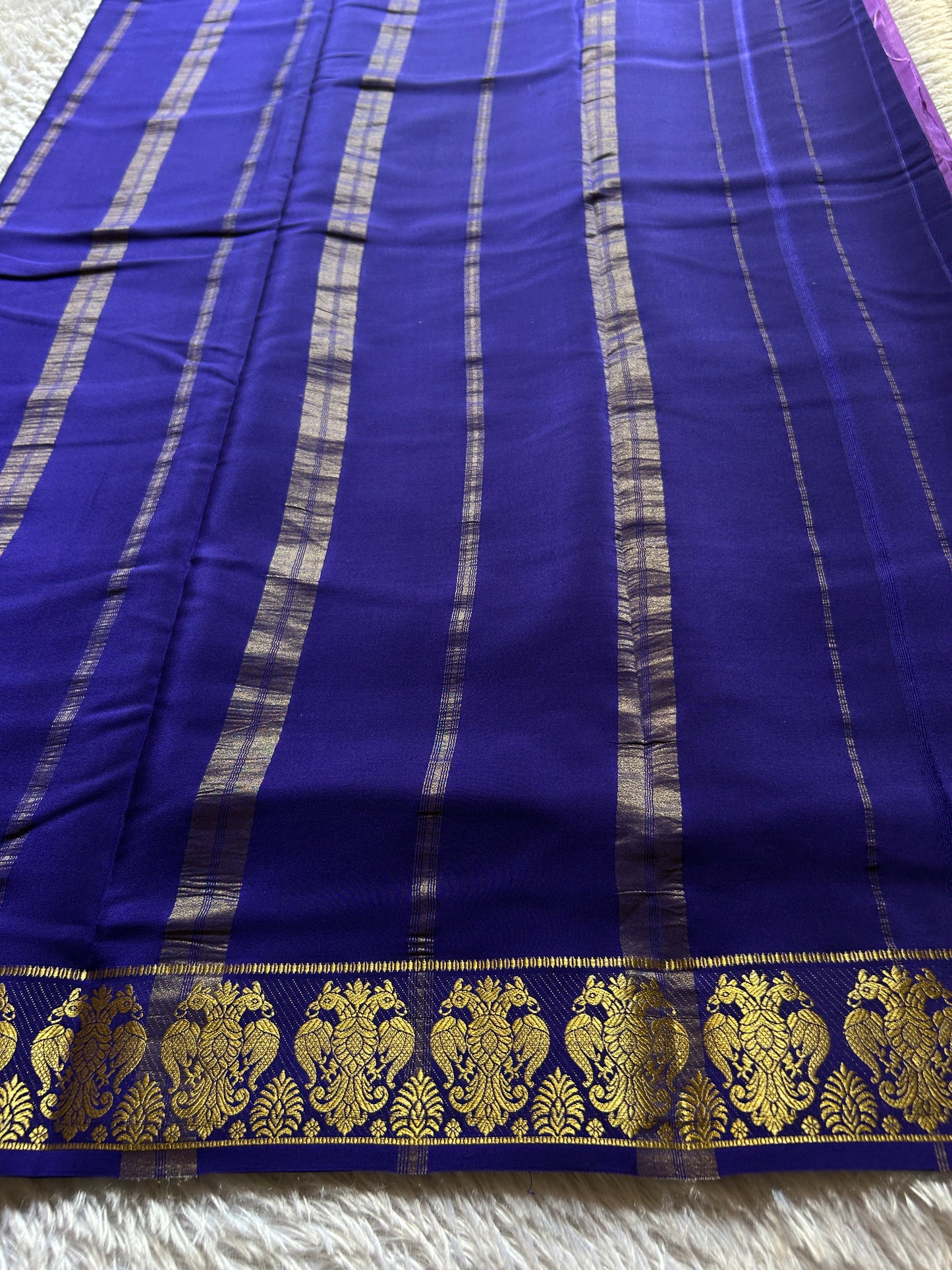 Veera (2D) : Lavender-dark blue