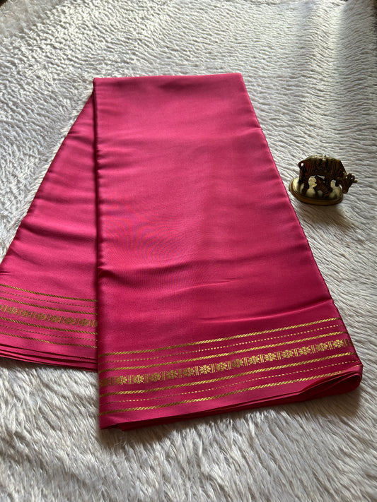 Mallige : Solid Hot pink