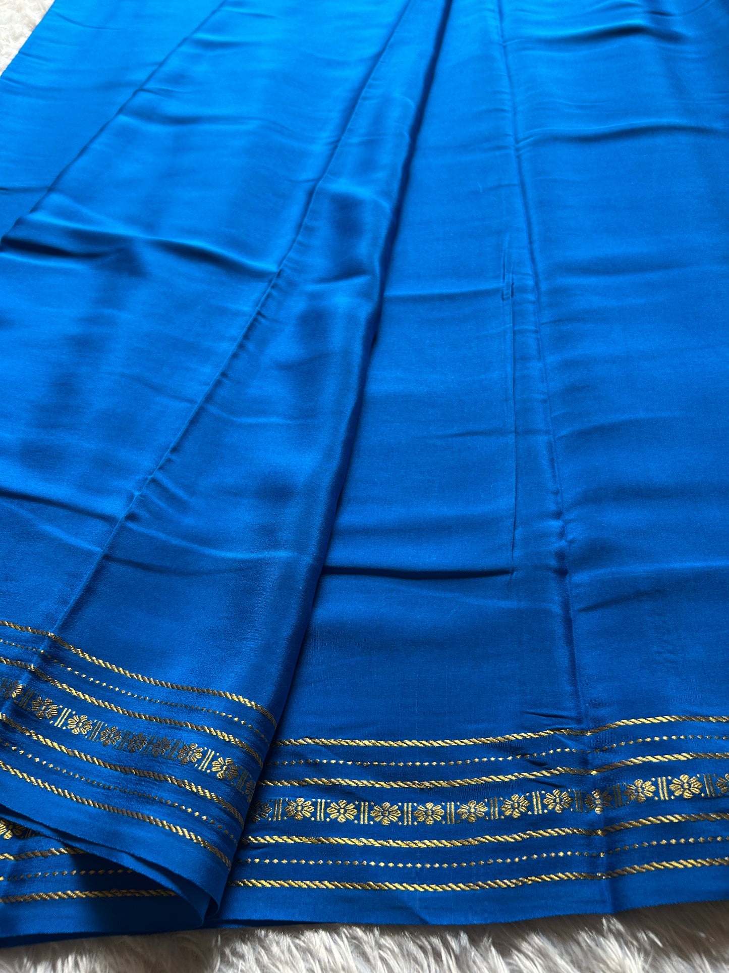 Mallige : Solid Cobalt blue