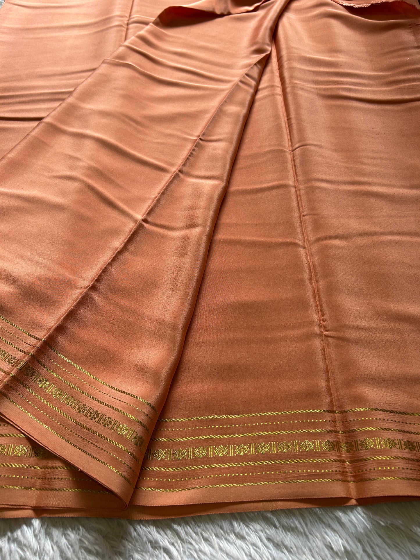 Mallige : Solid Light peach