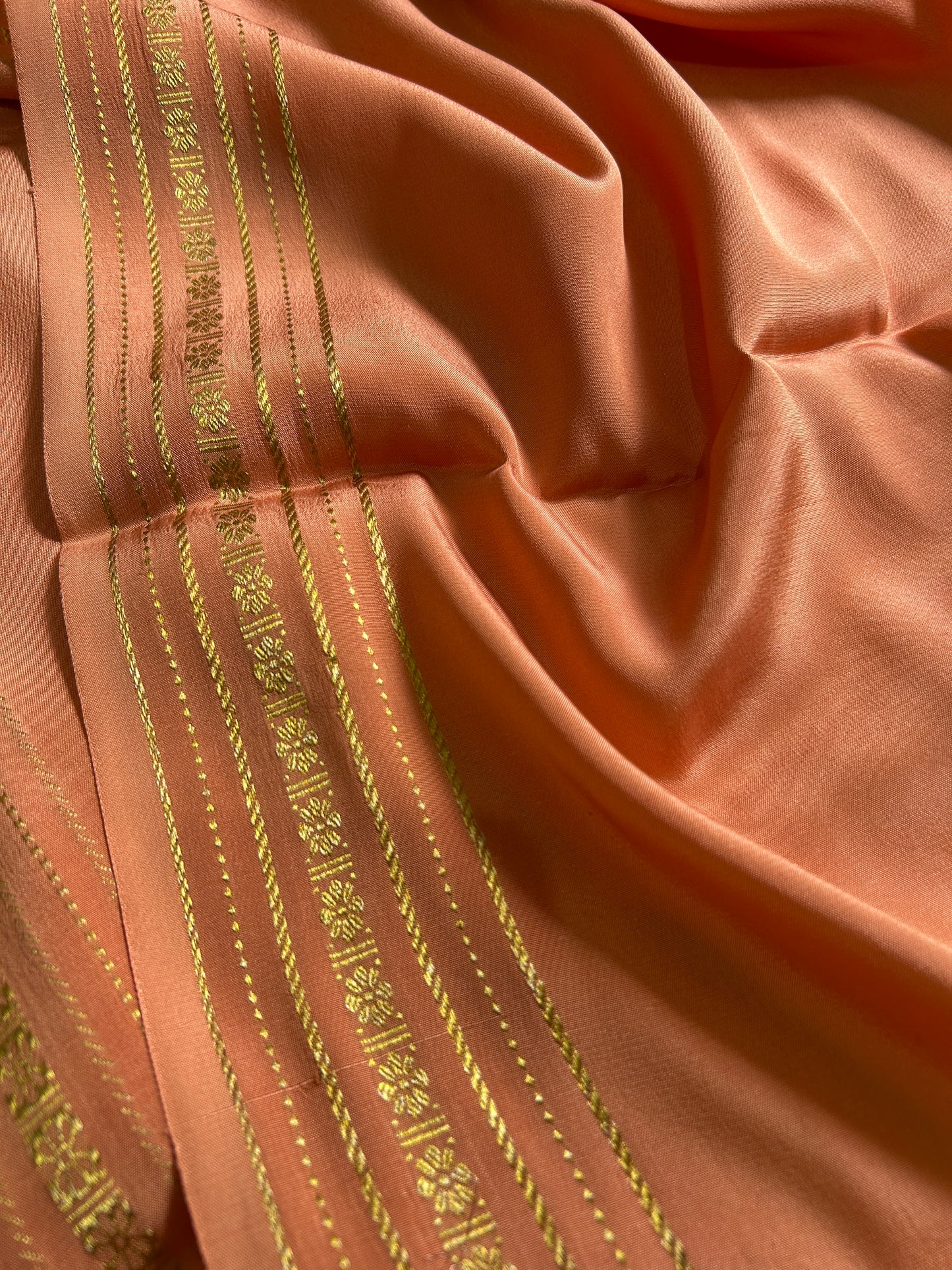 Mallige : Solid Light peach
