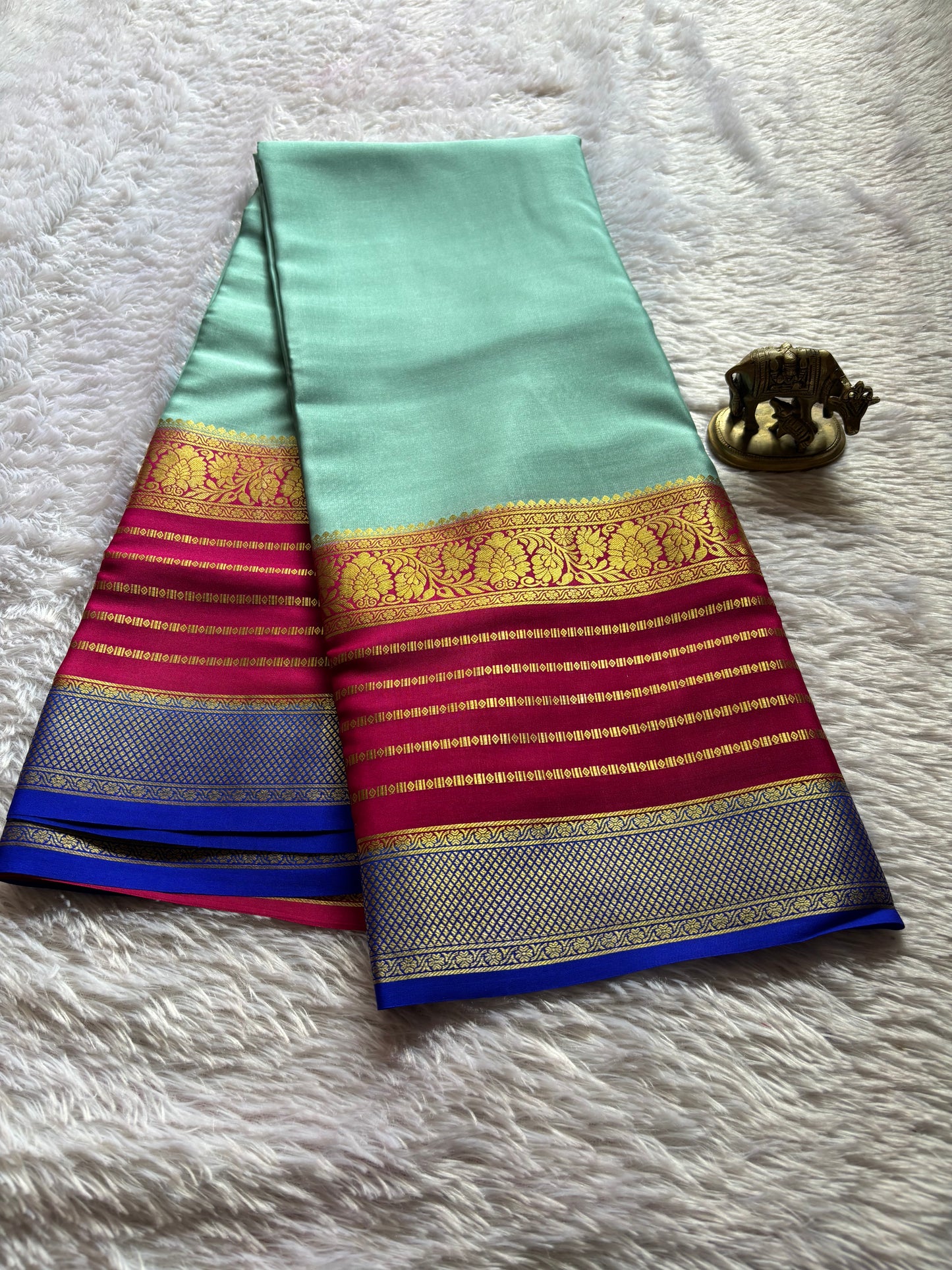 Sindhu (3D) : Sea green-rani pink-royal blue