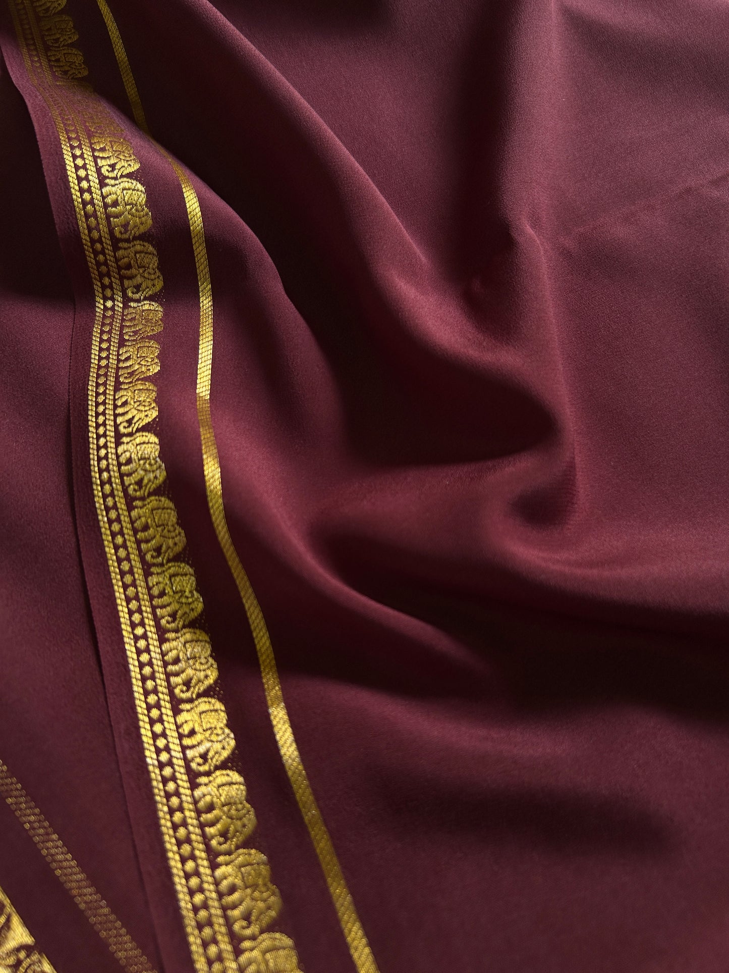 Gamani : Solid Chocolate brown