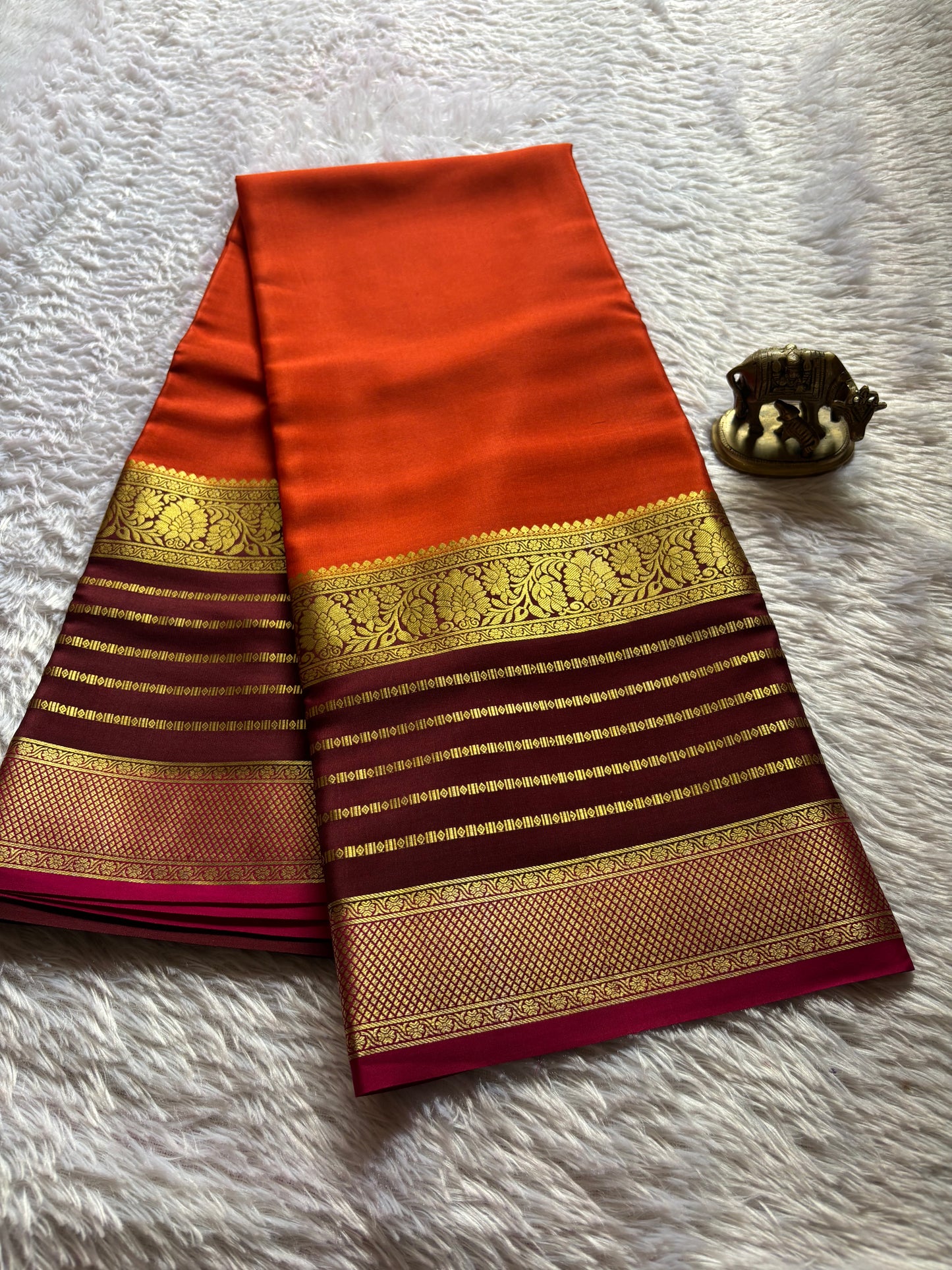 Sindhu (3D) : Orange-chocolate brown-dark pink