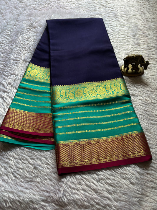 Sindhu (3D) : Deep blue-turquoise-dark pink