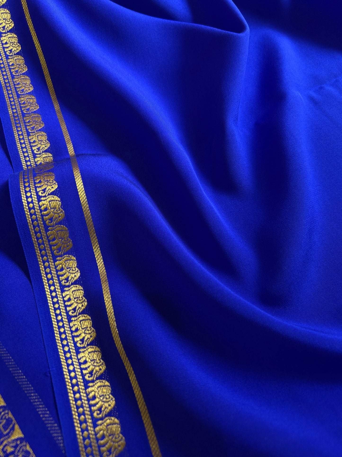 Gamani : Solid Royal blue