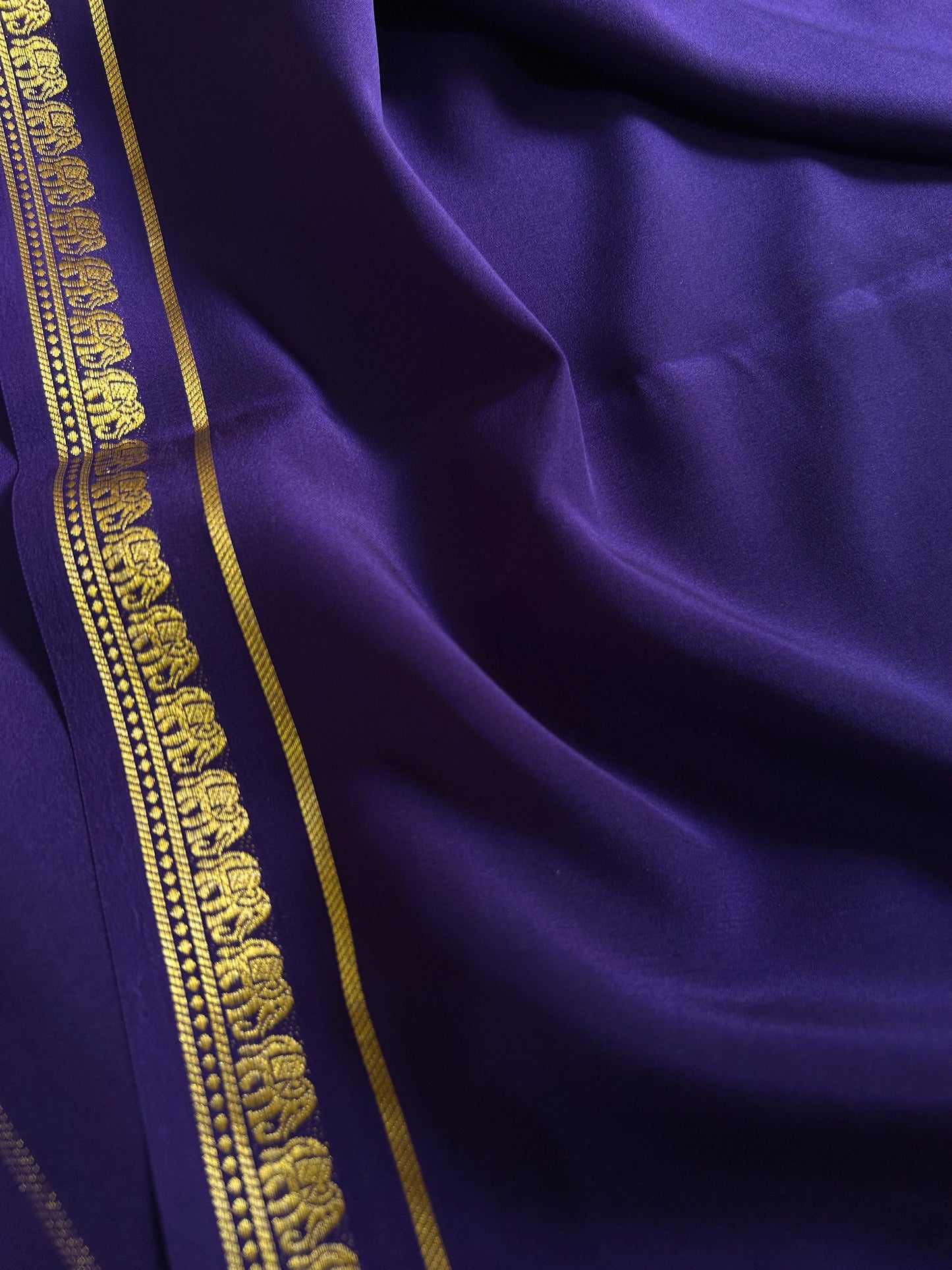 Gamani : Solid Navy blue