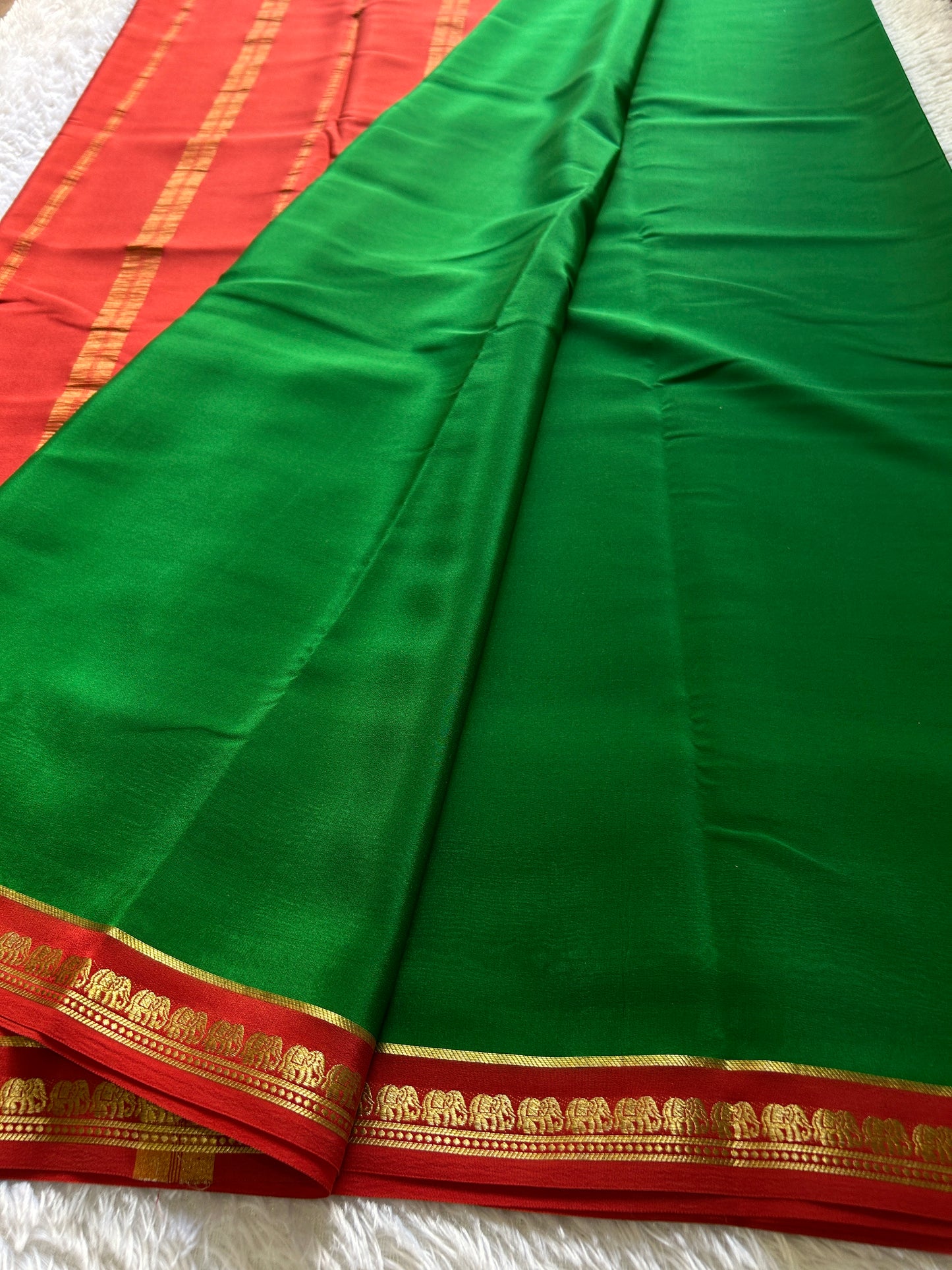 Gamani (2D) : Parrot green-red