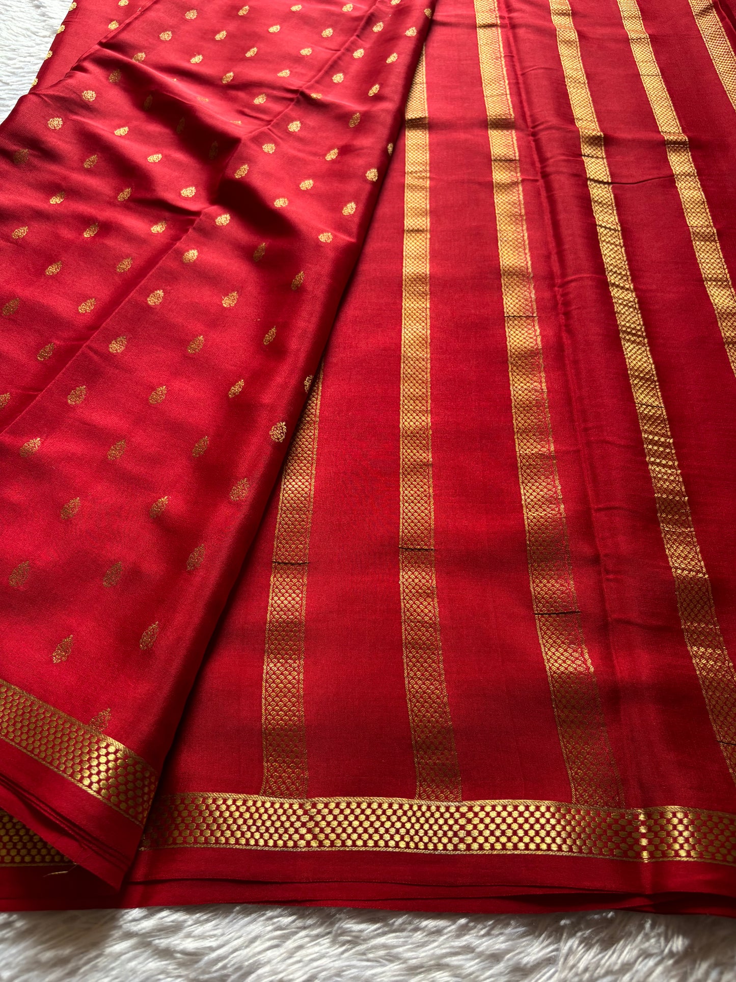 Bhavana : Solid Red