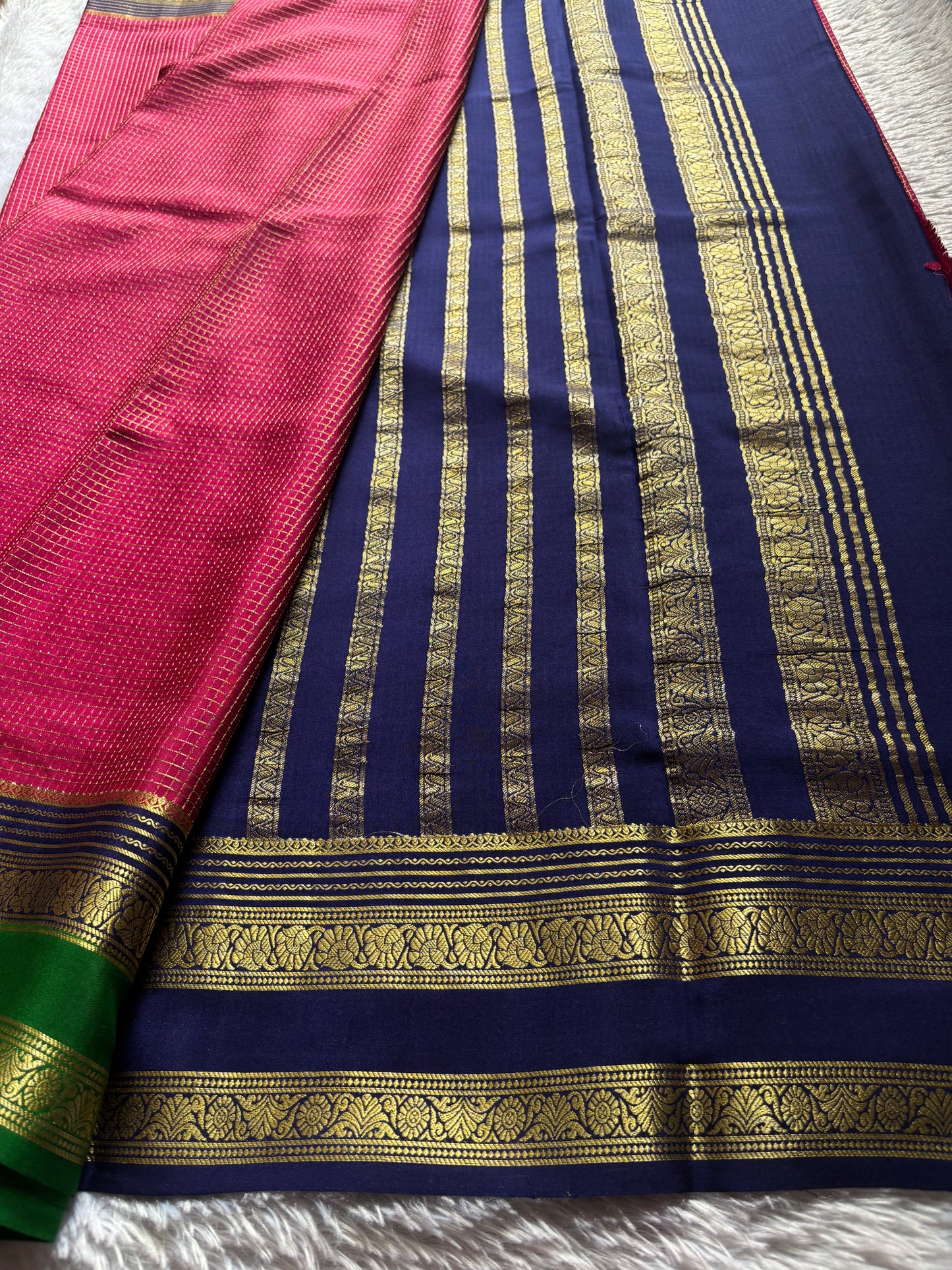 Gayatri (3D) : Rani pink-navy blue-green