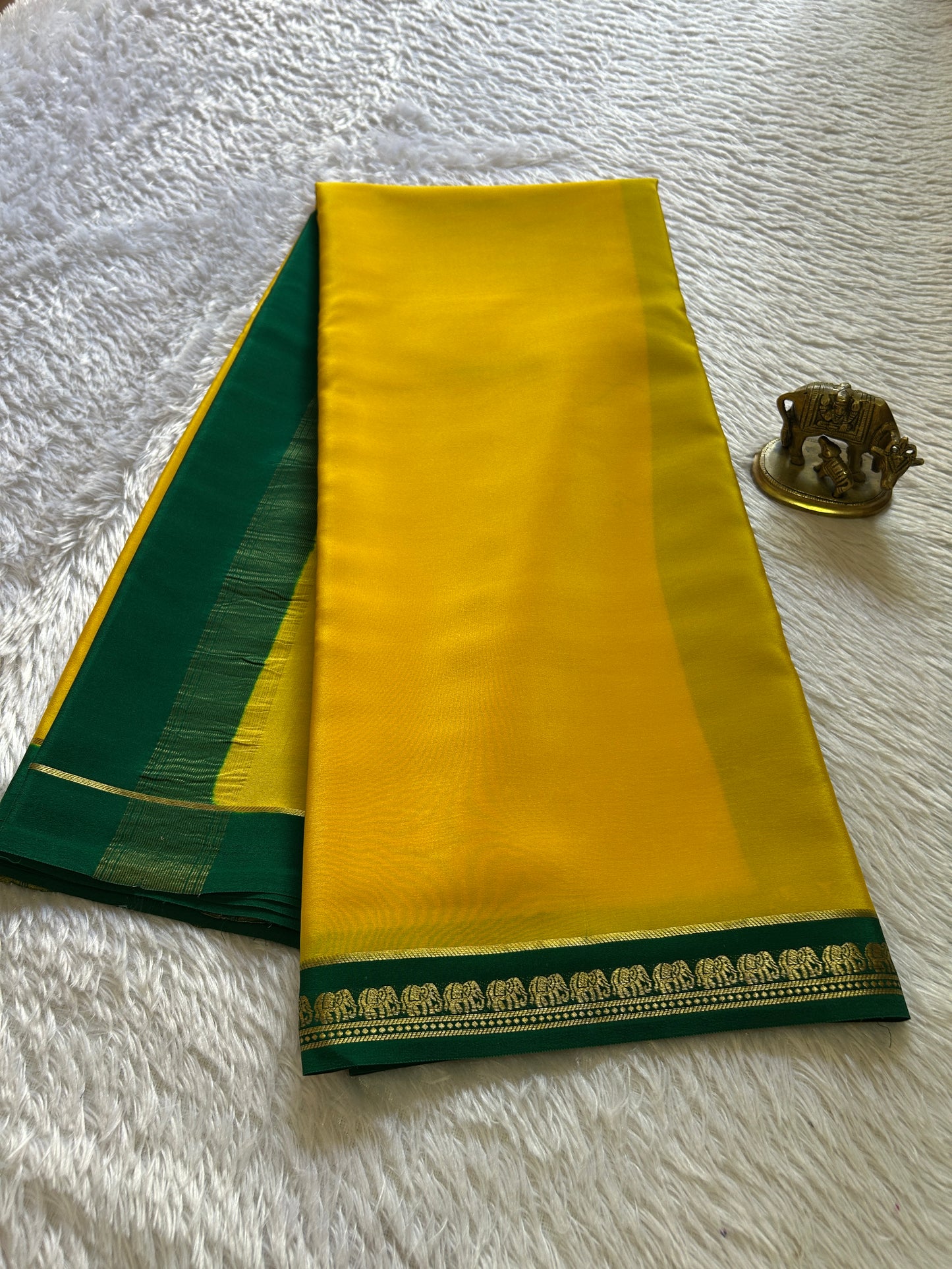 Gamani (2D) : Yellow-green