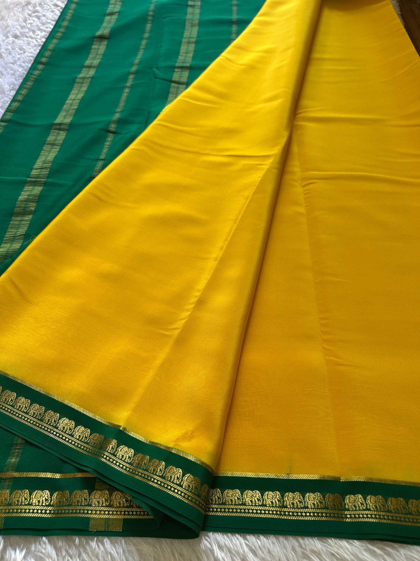 Gamani (2D) : Yellow-green