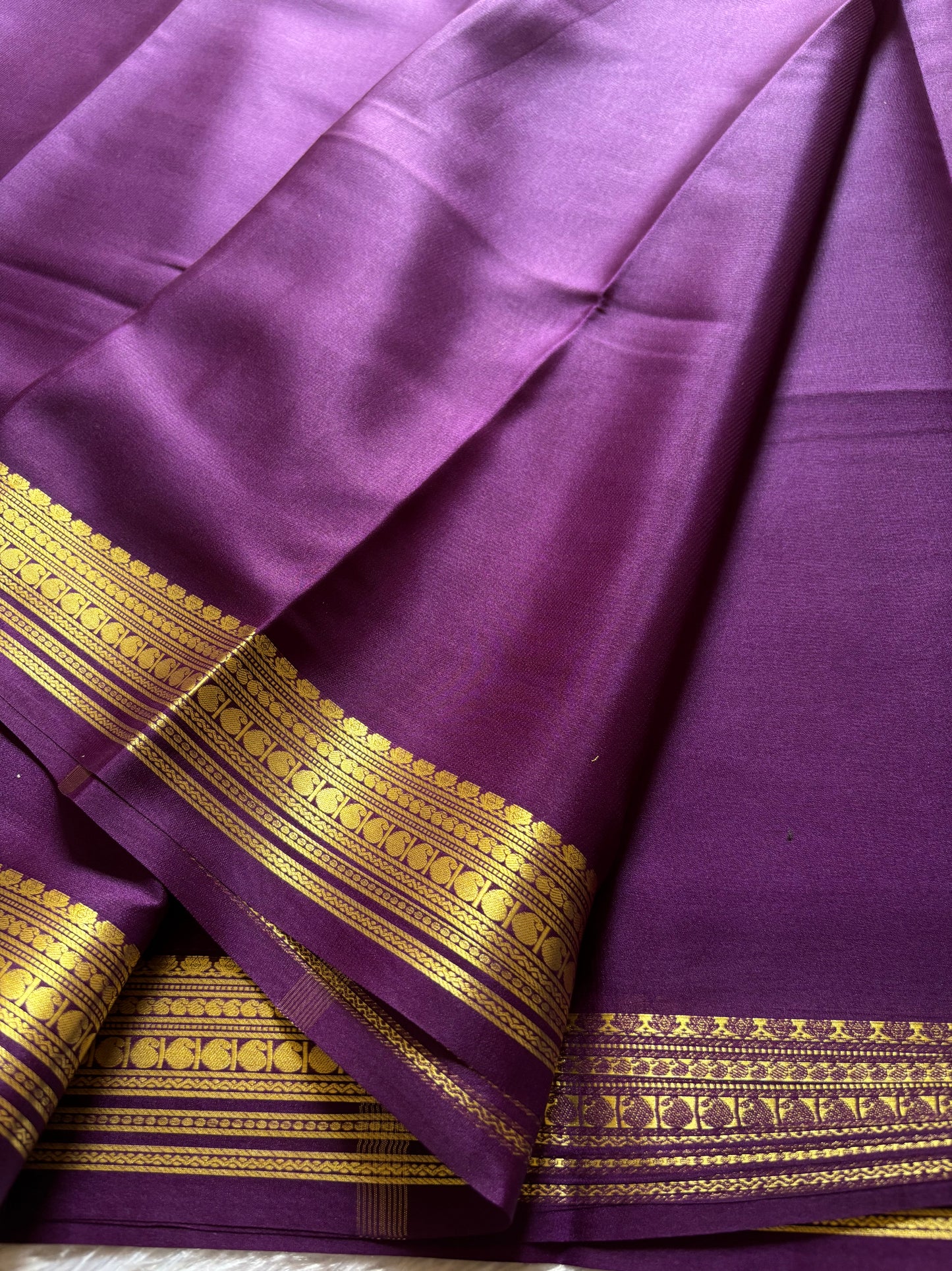 Swara : Solid Dark magenta
