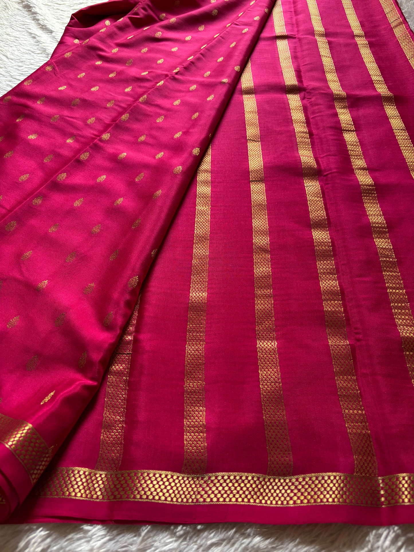 Bhavana : Solid Rani pink